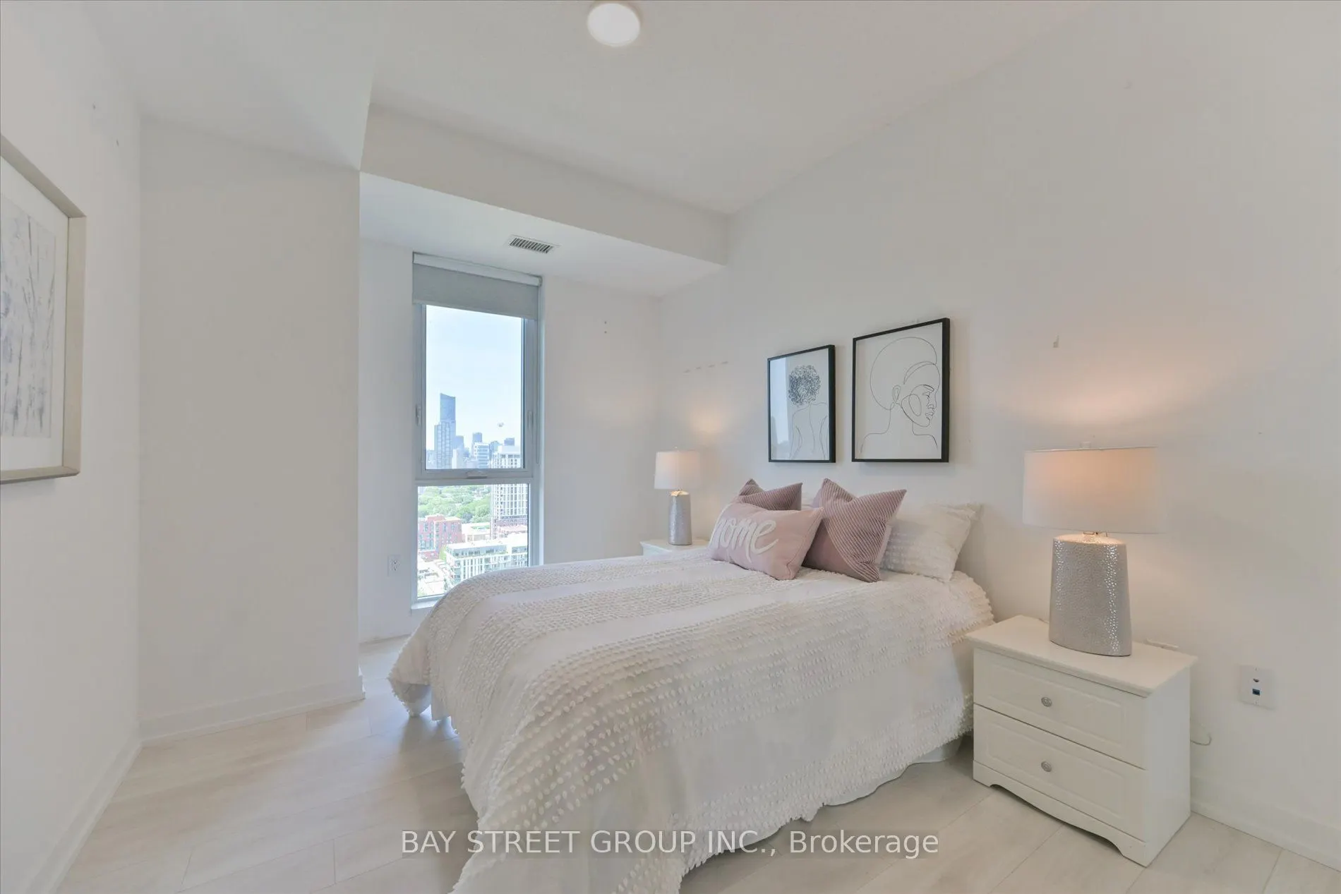 225 Sumach Street, #2805