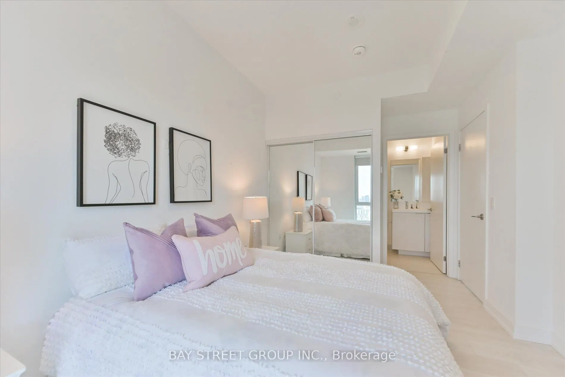 225 Sumach Street, #2805
