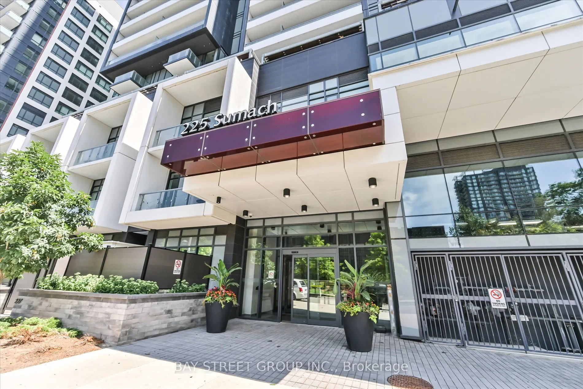 225 Sumach Street, #2805