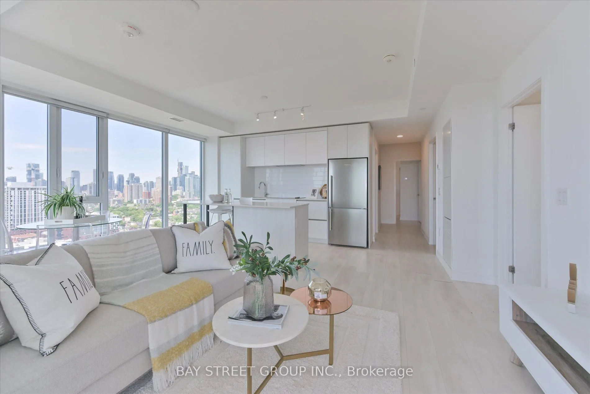 225 Sumach Street, #2805