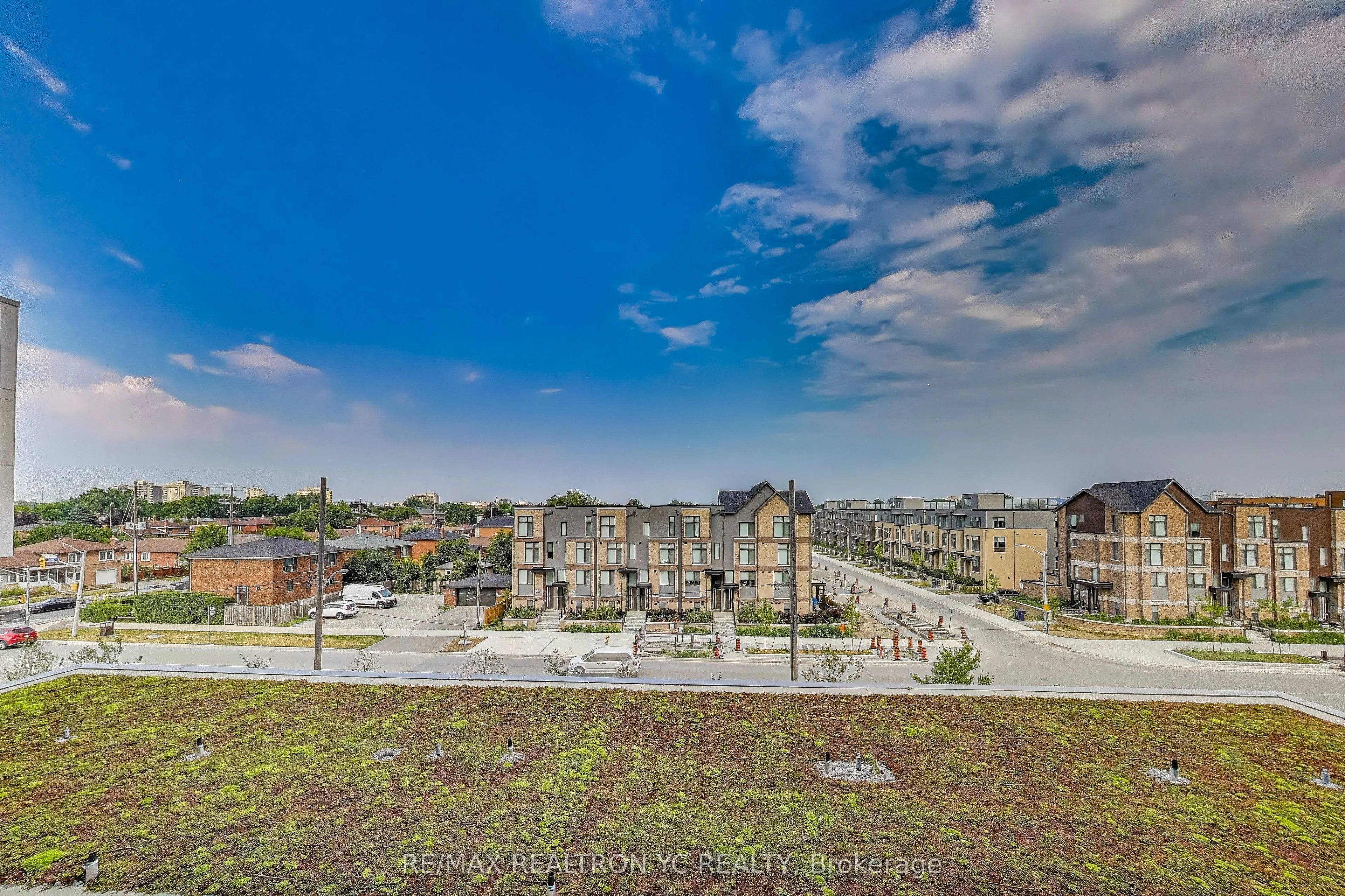 120 Varna Drive, #520