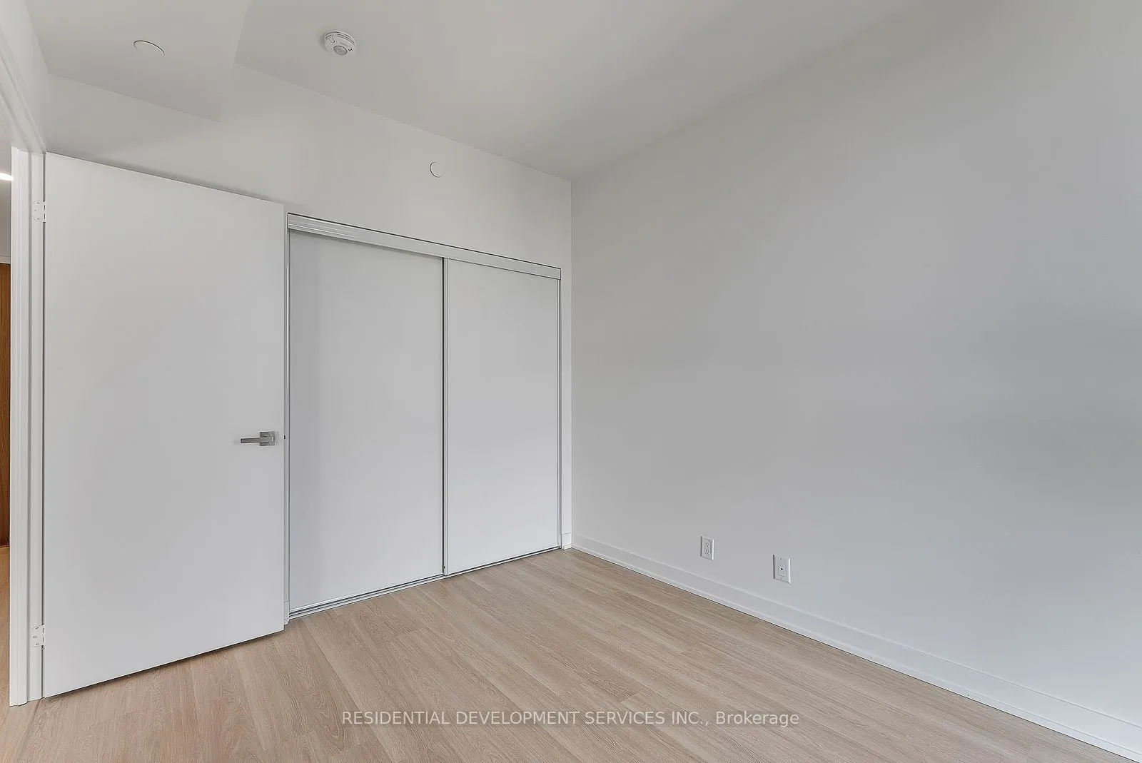 30 Tretti Way, #1113