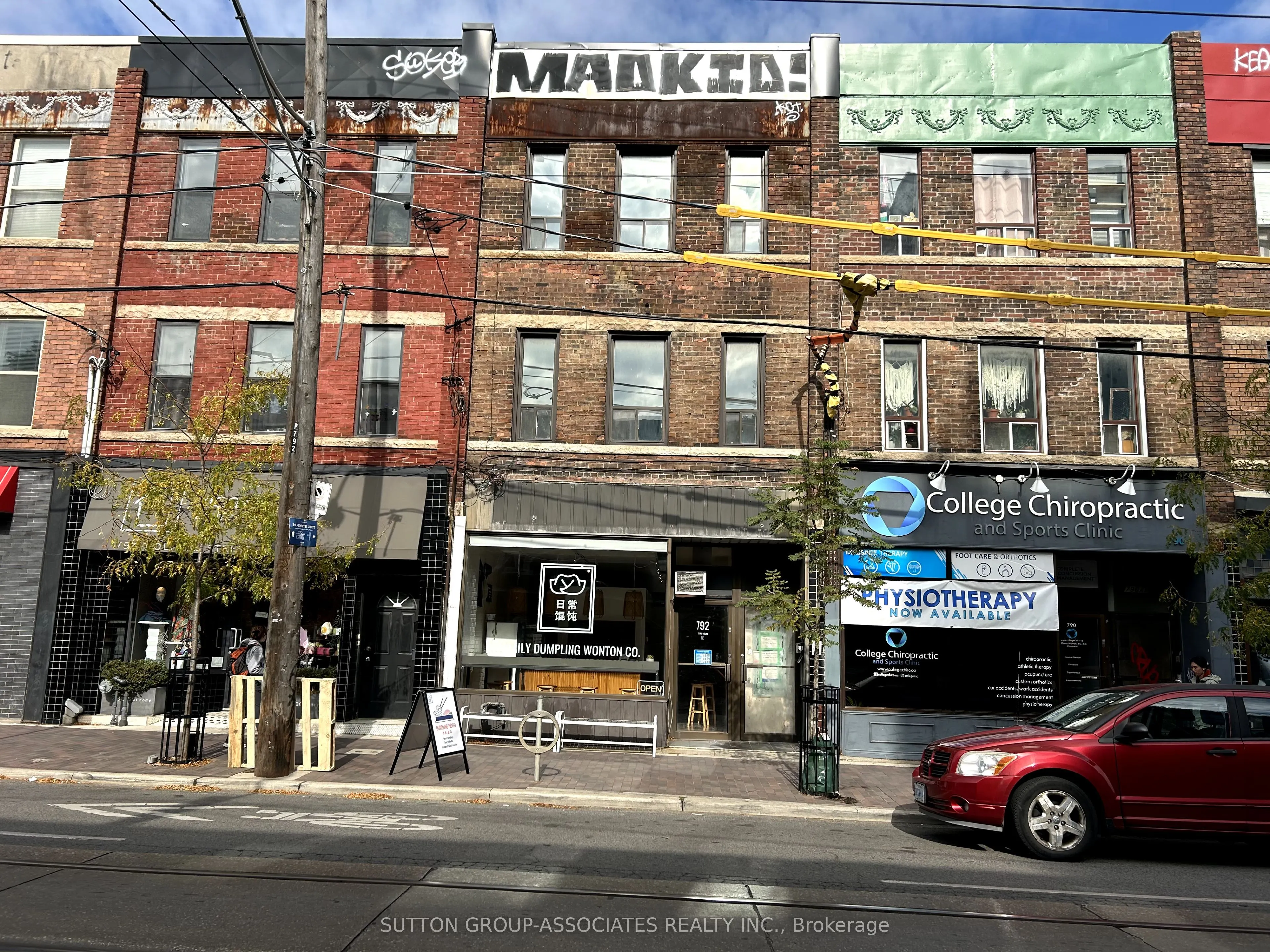 792 College Street, #3rd