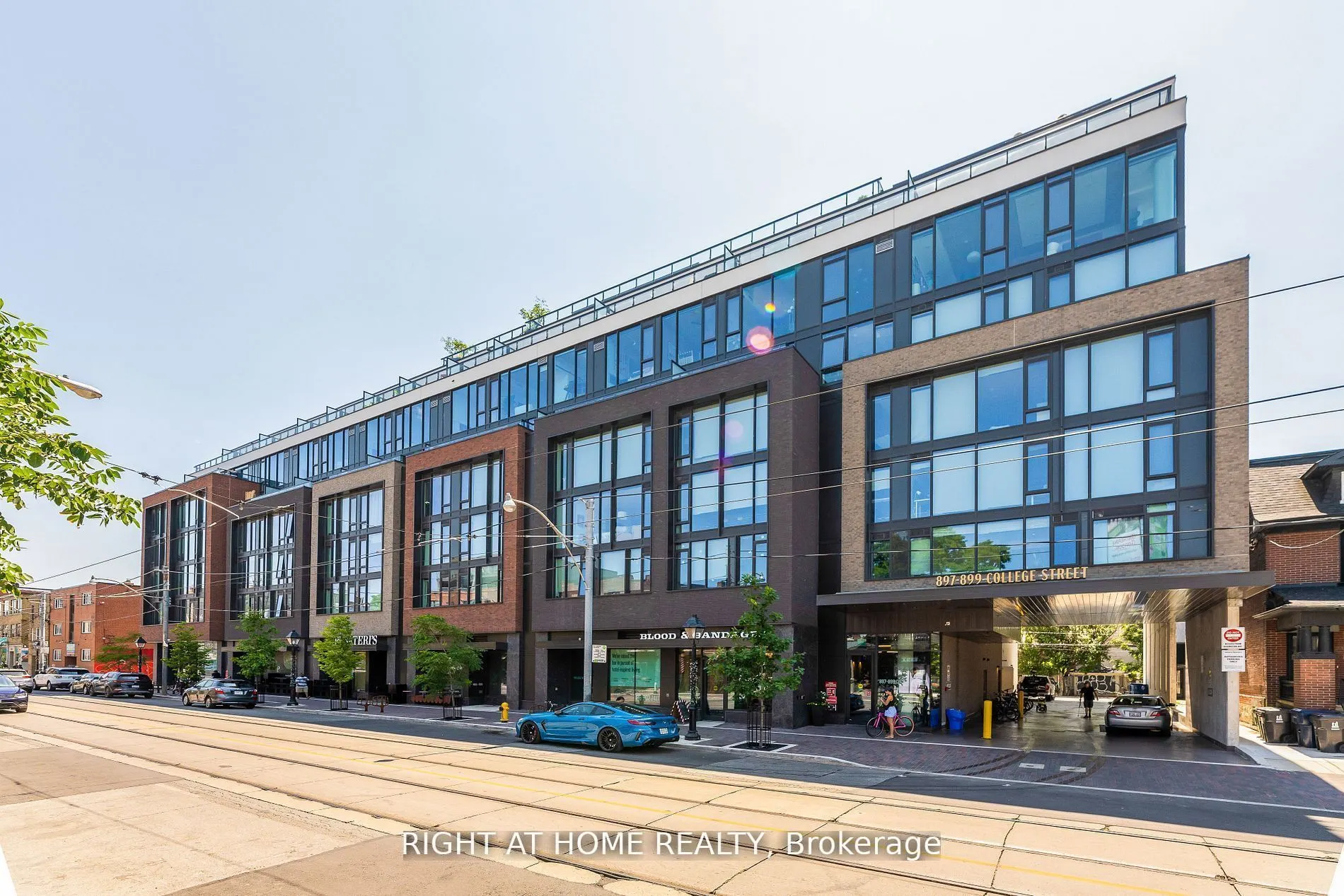 897 College Street W, #317
