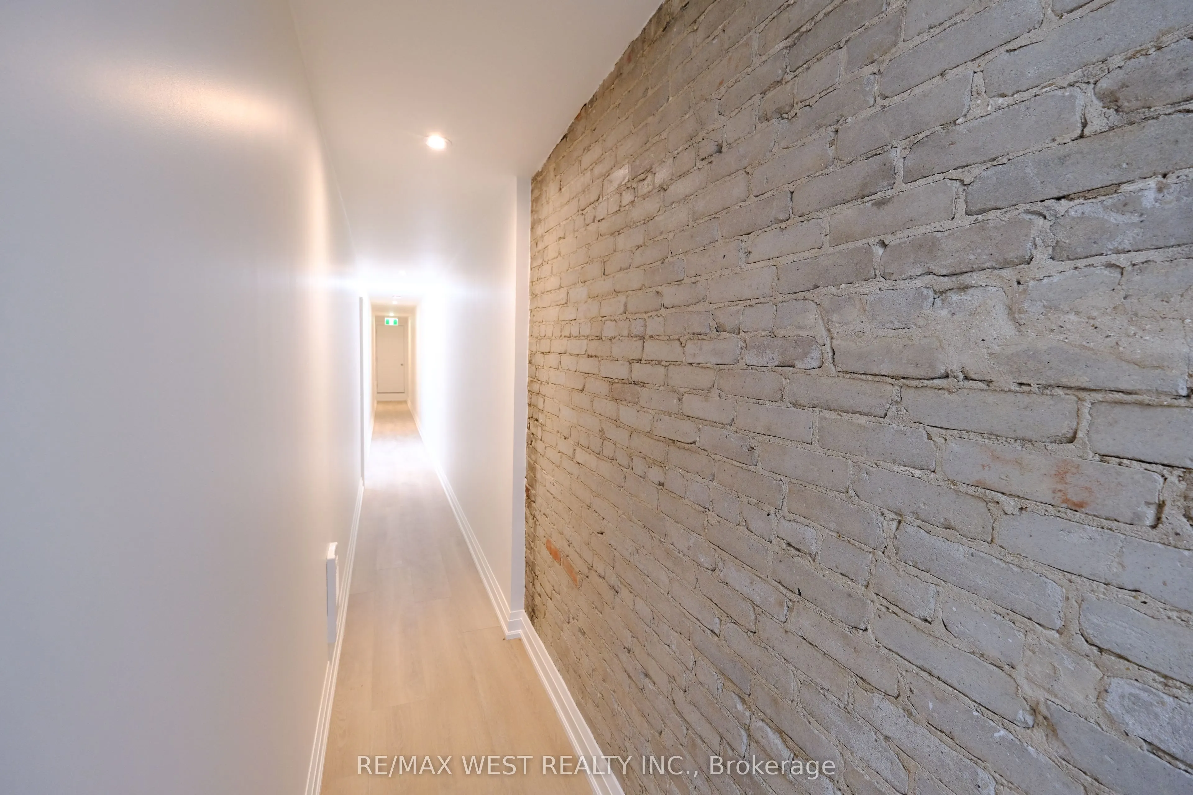 325 Oakwood Avenue, #2nd Floor