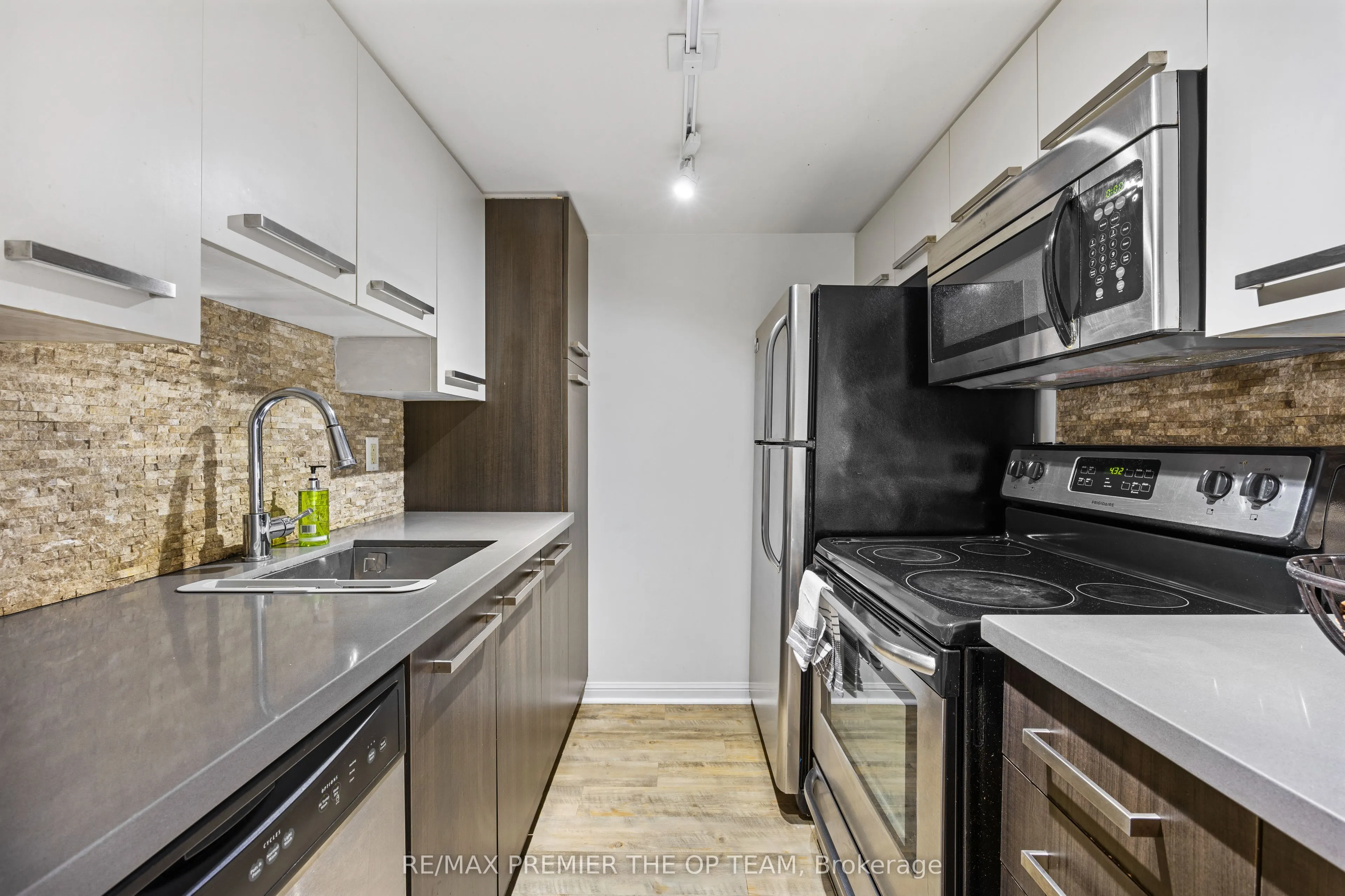 11 St Joseph Street, #407