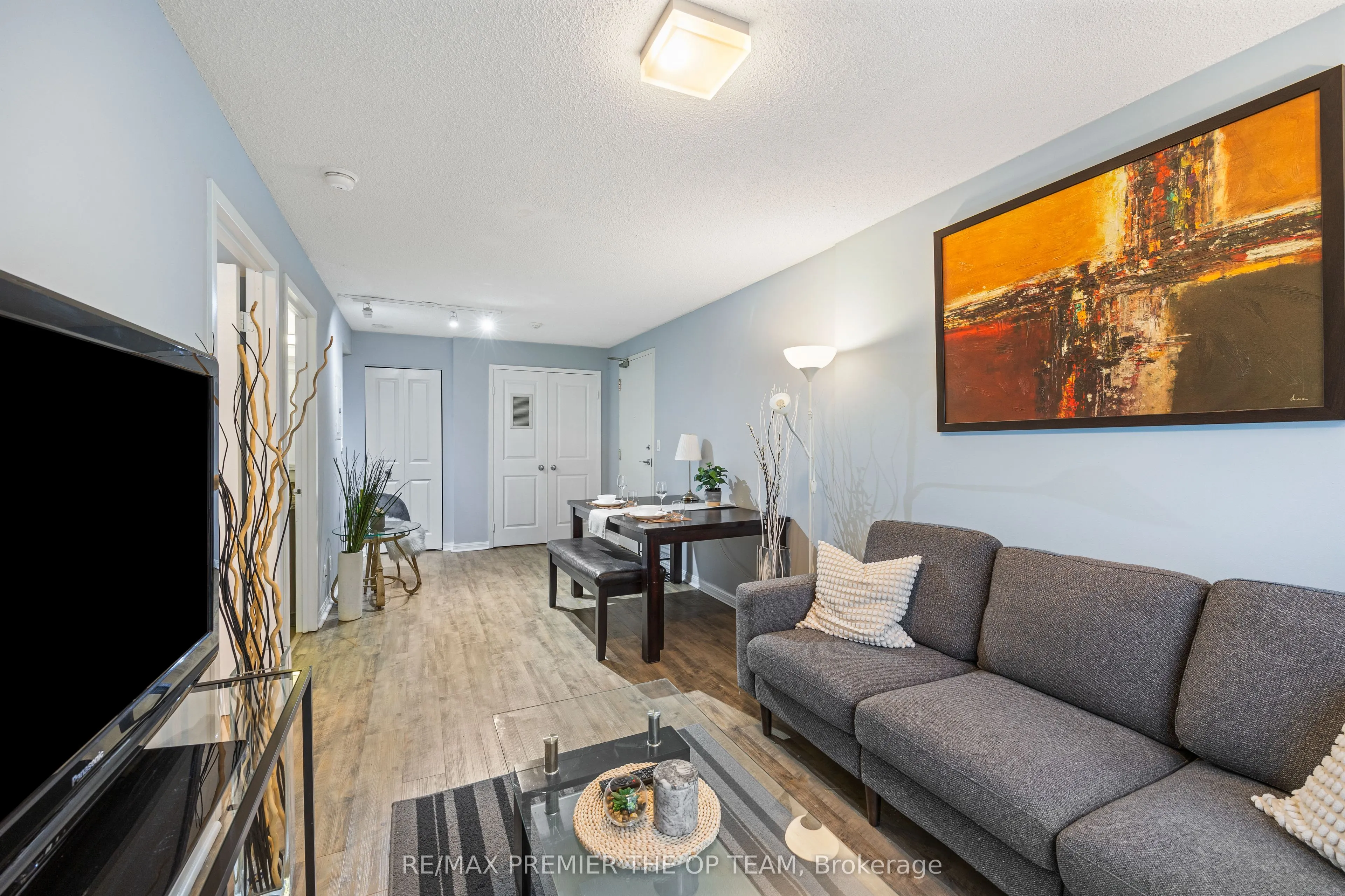 11 St Joseph Street, #407