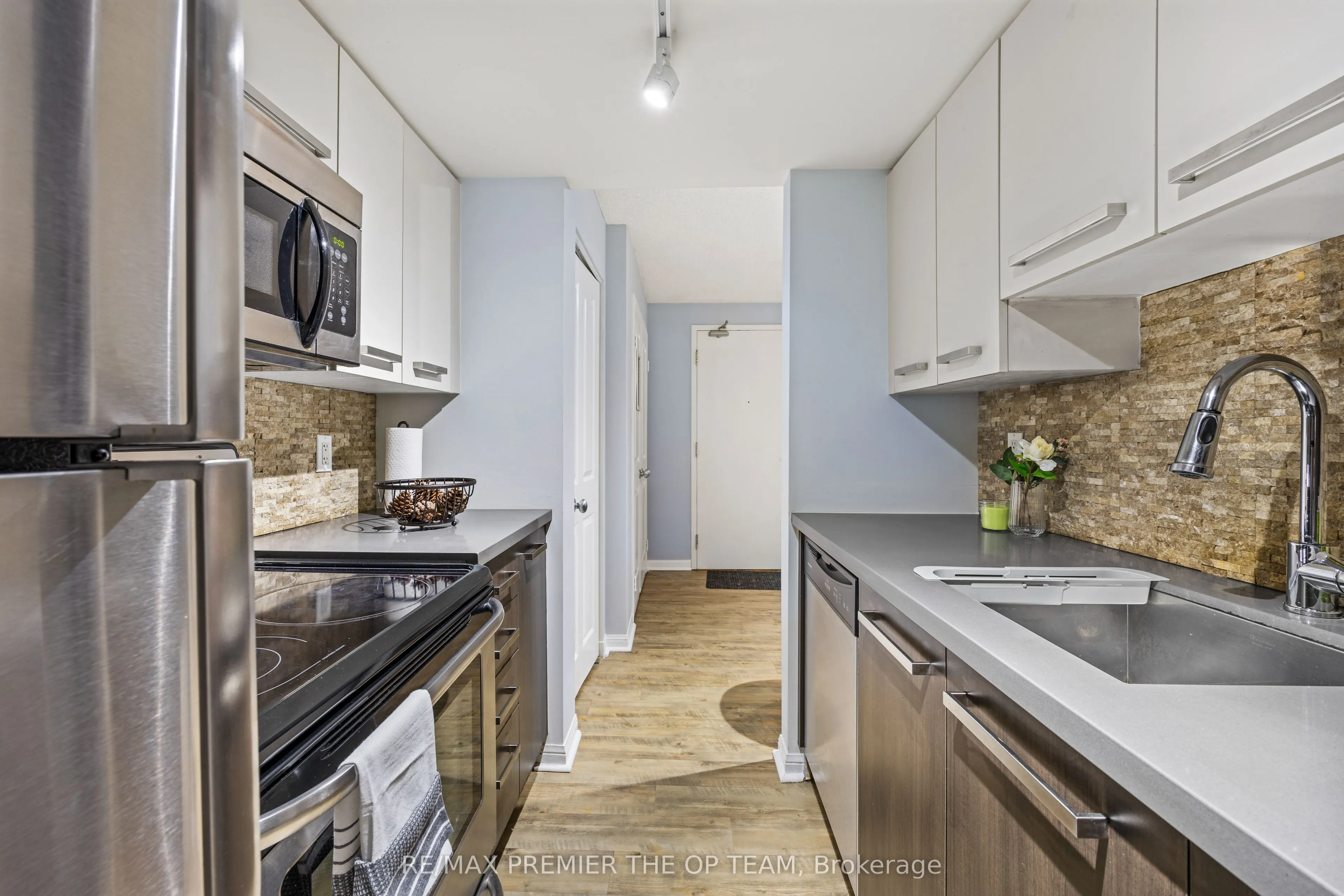 11 St Joseph Street, #407