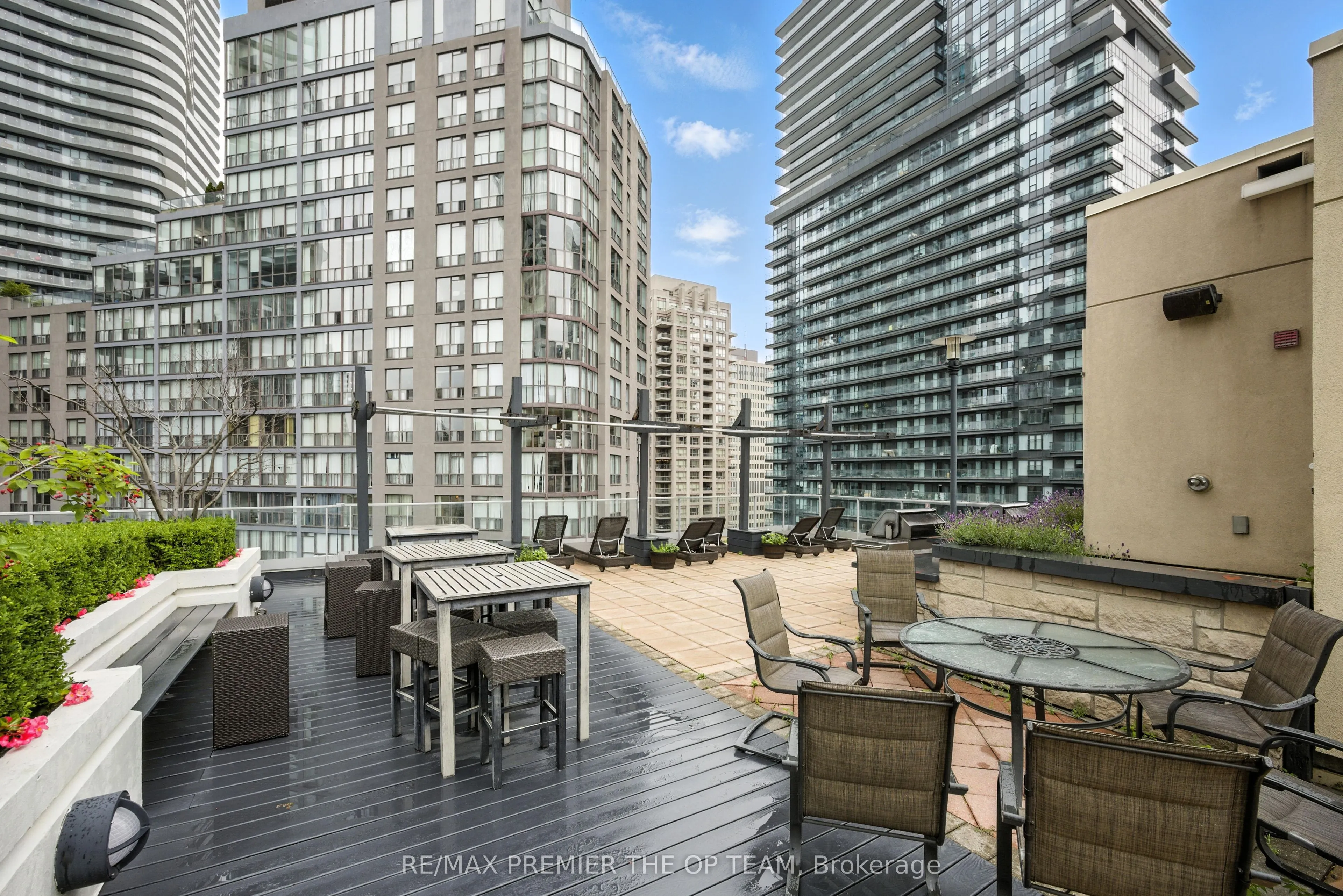 11 St Joseph Street, #407