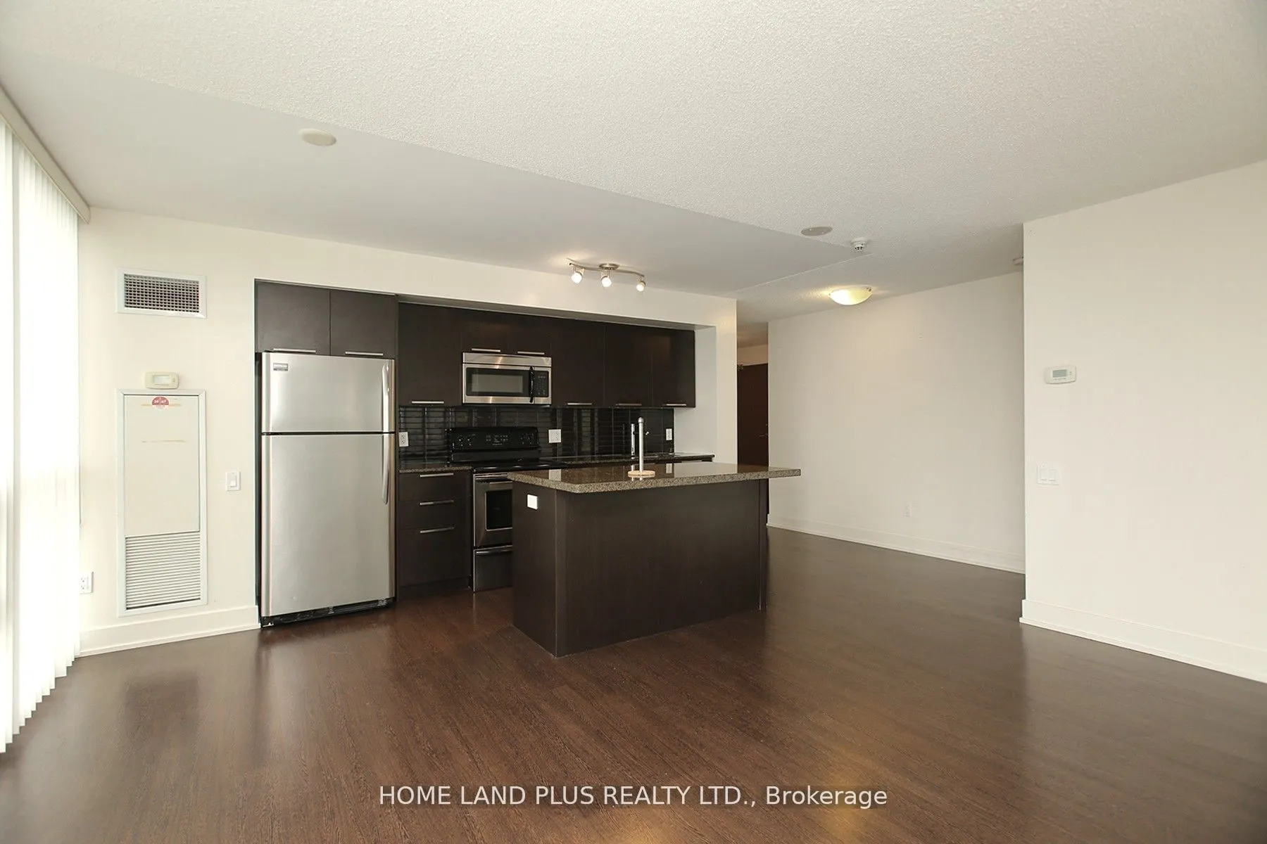 23 Sheppard Avenue E, #1510