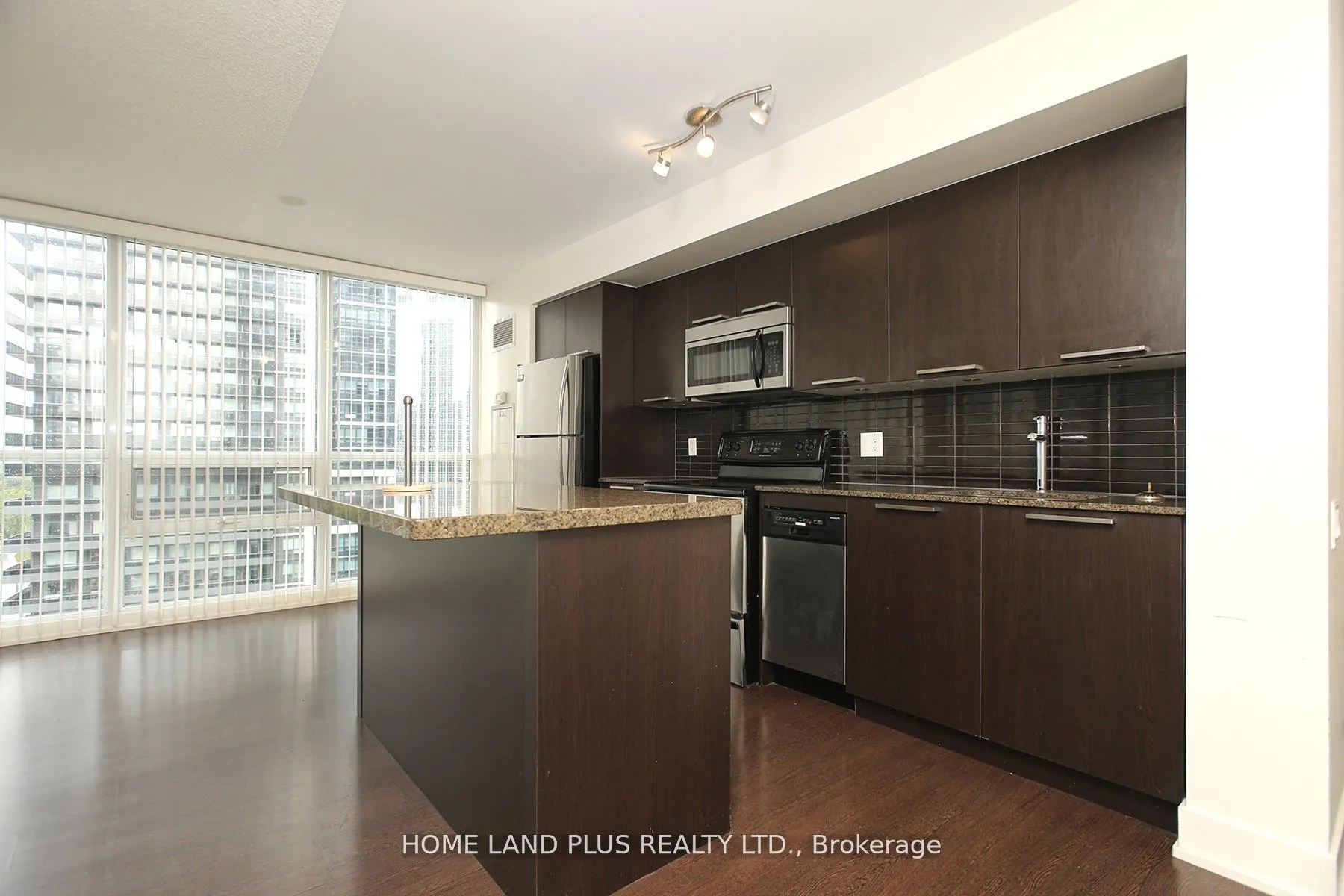 23 Sheppard Avenue E, #1510