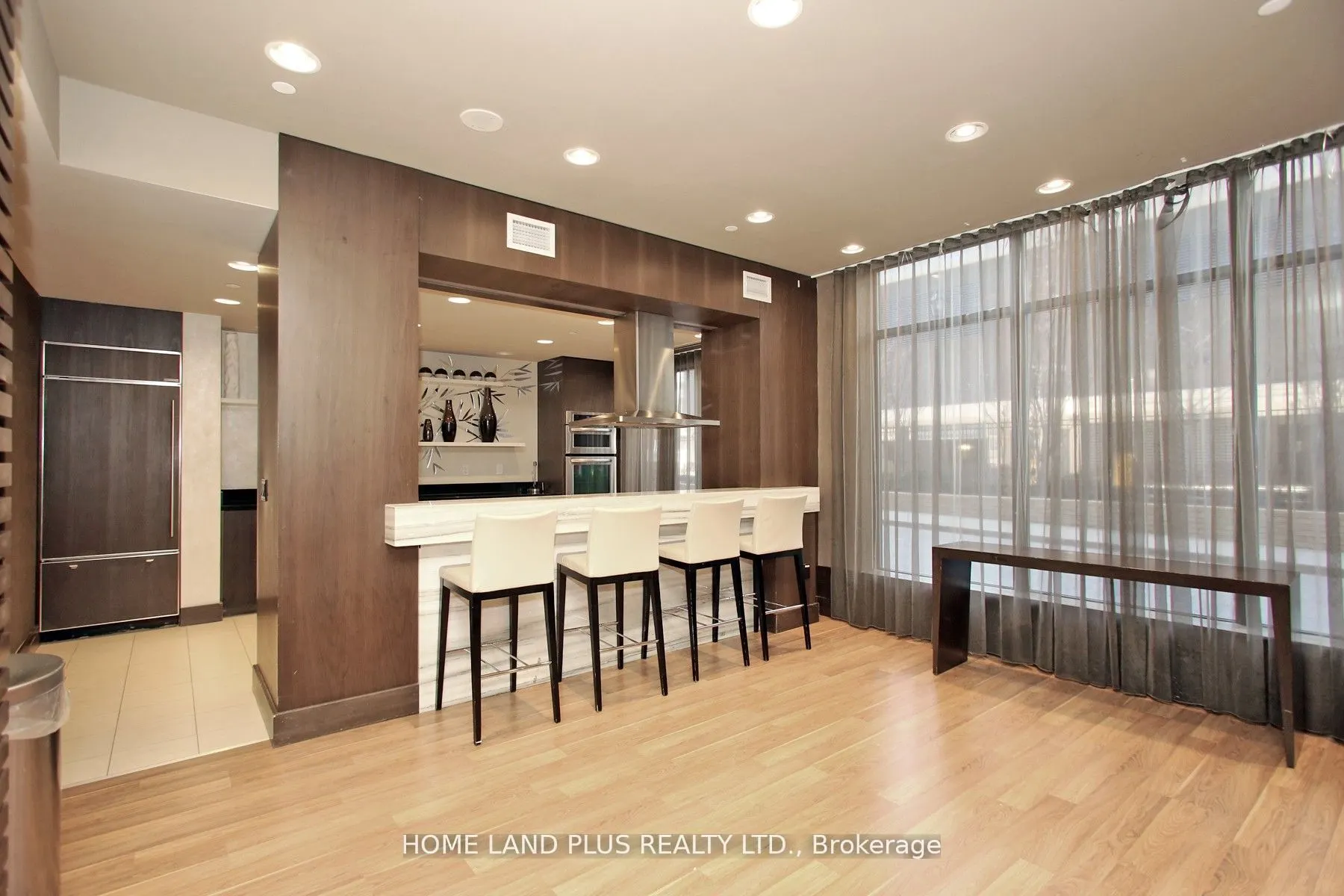 23 Sheppard Avenue E, #1510