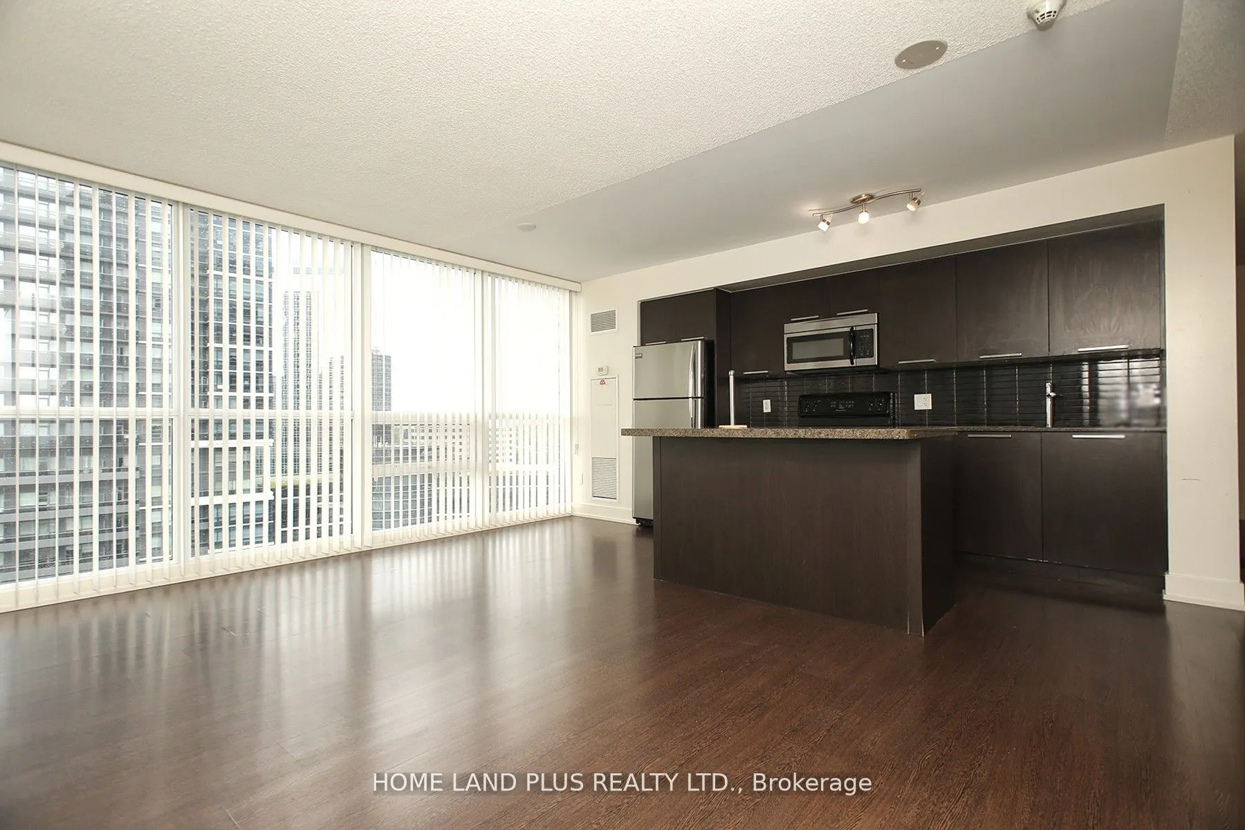 23 Sheppard Avenue E, #1510