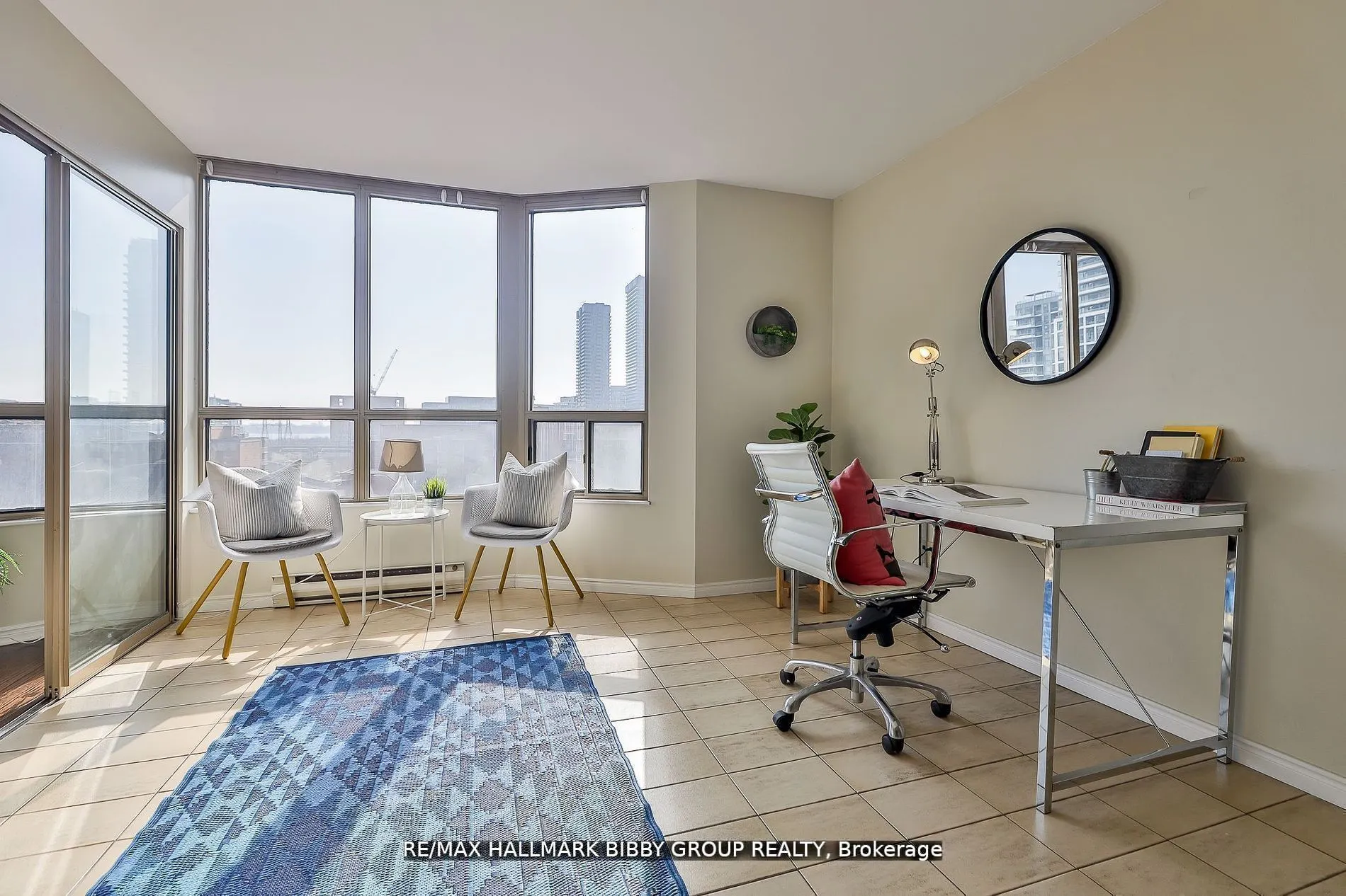 160 Frederick Street, #803