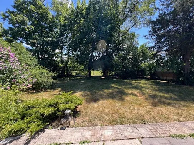 37 Kenton Drive, #Lower Level
