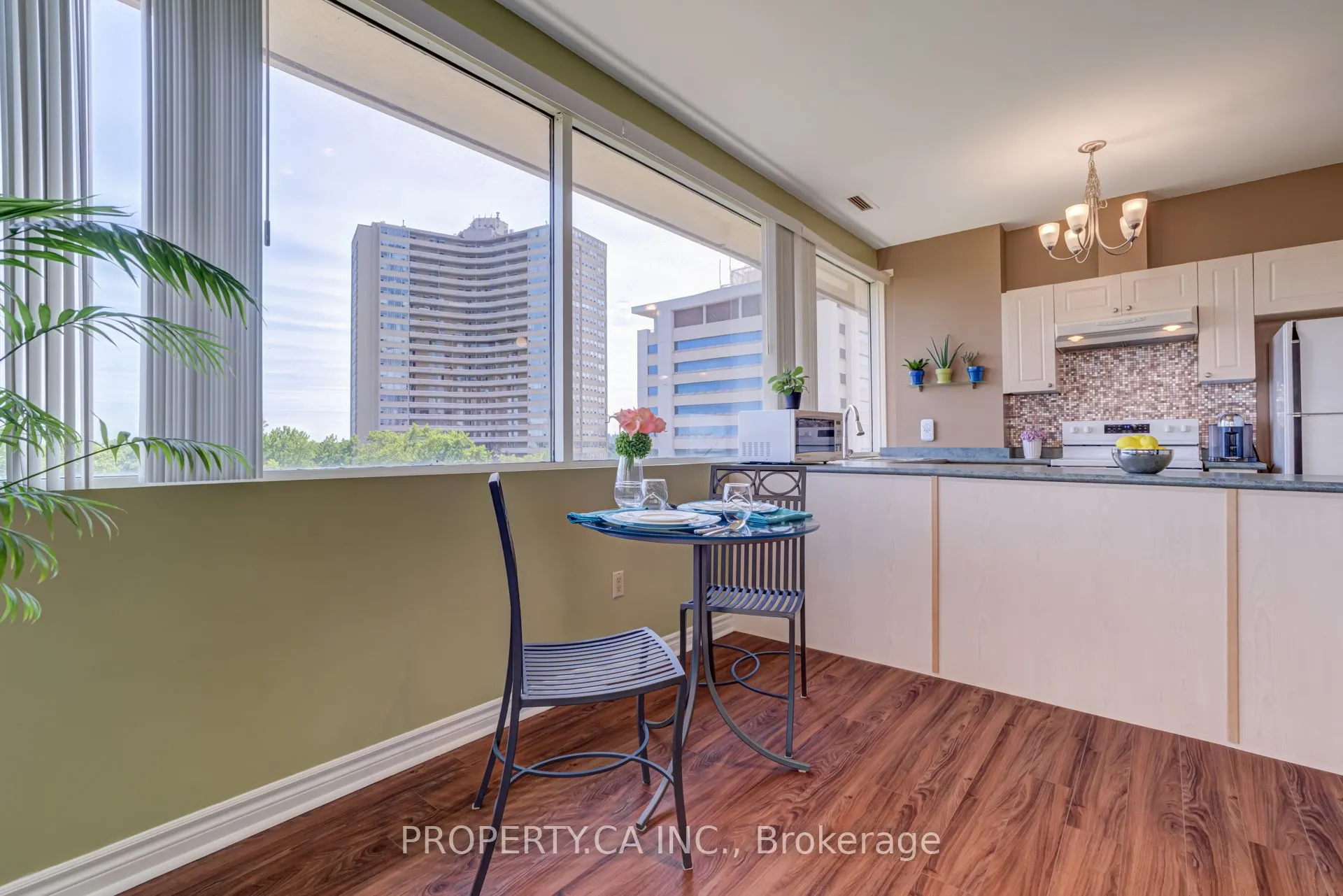 10 Gateway Boulevard, #512