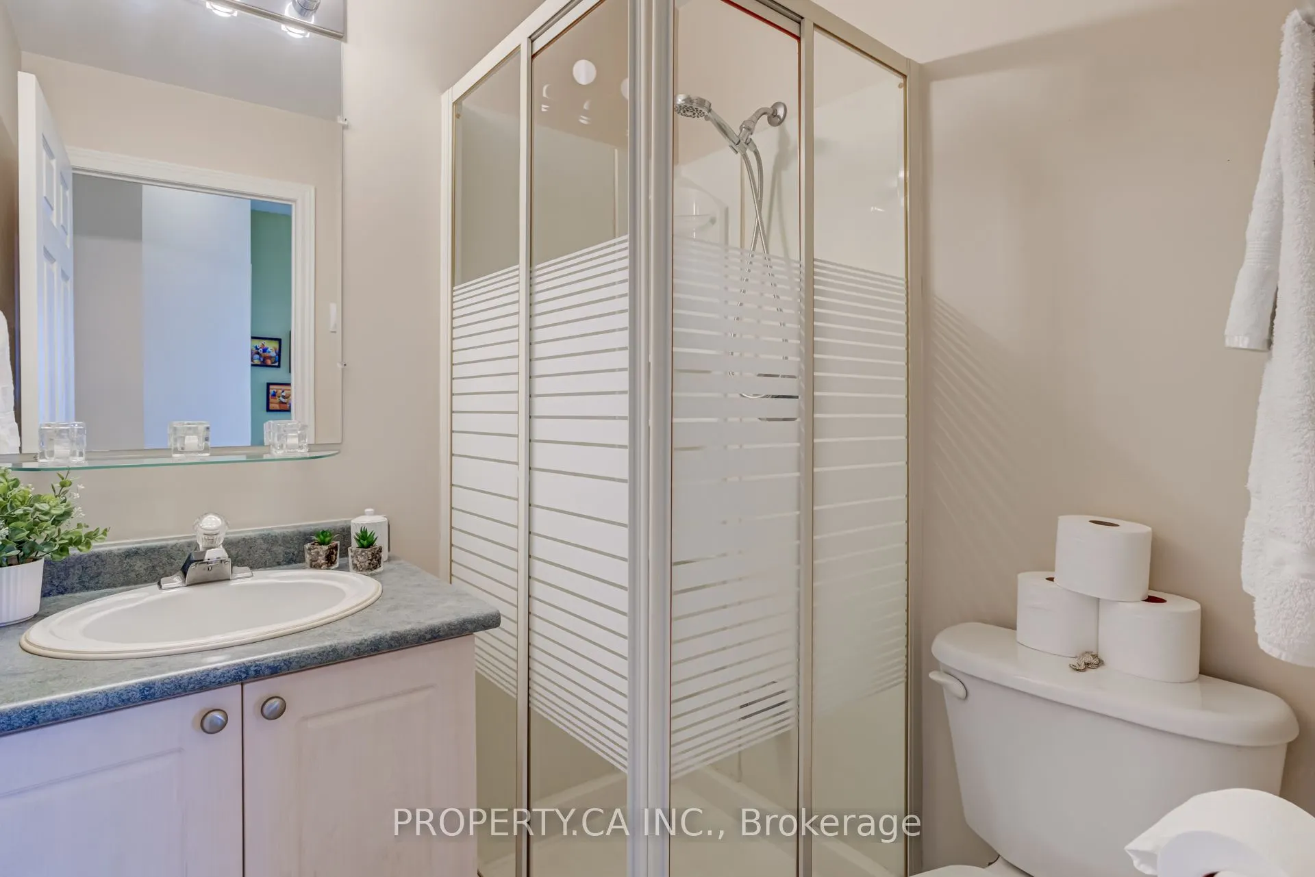 10 Gateway Boulevard, #512