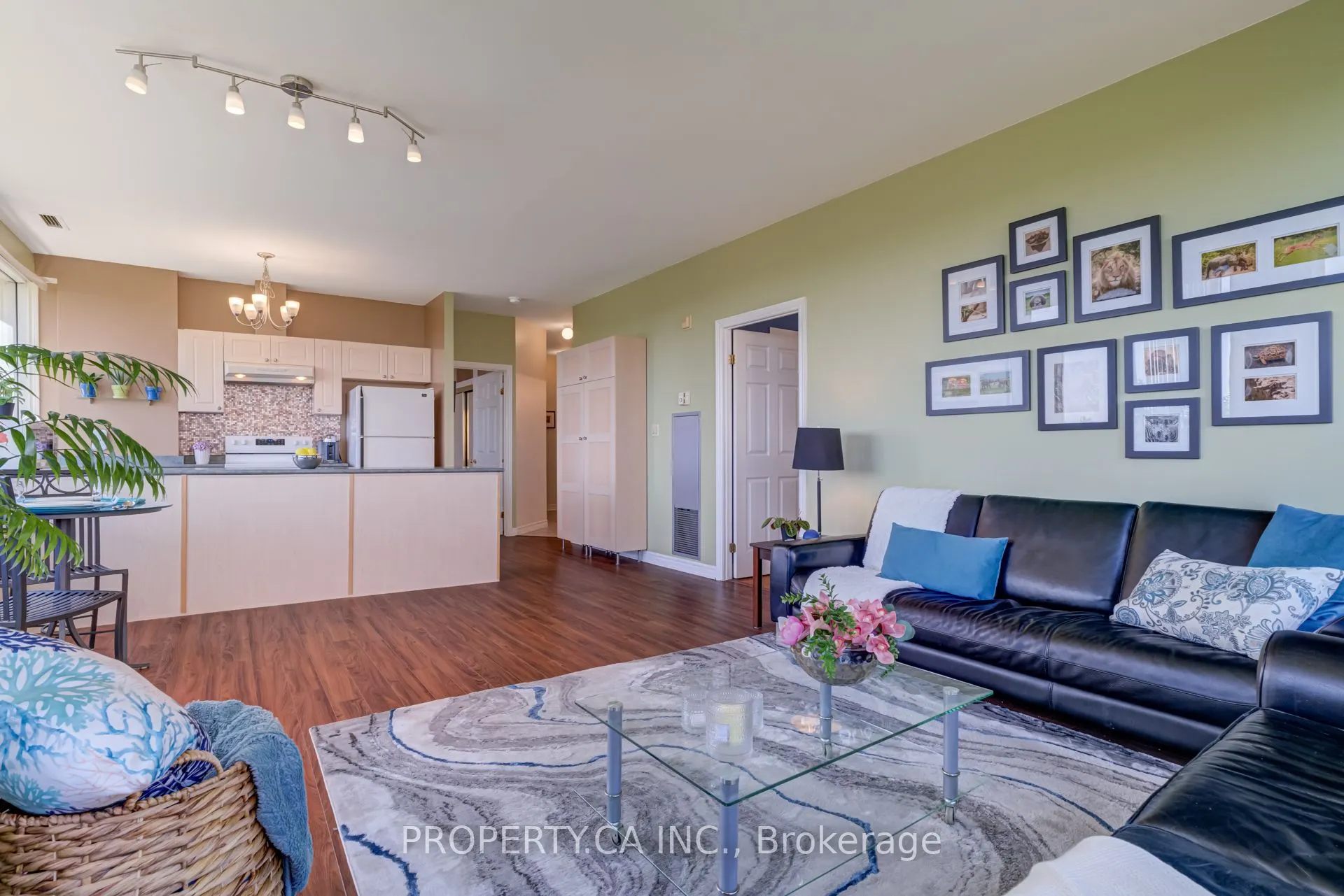 10 Gateway Boulevard, #512