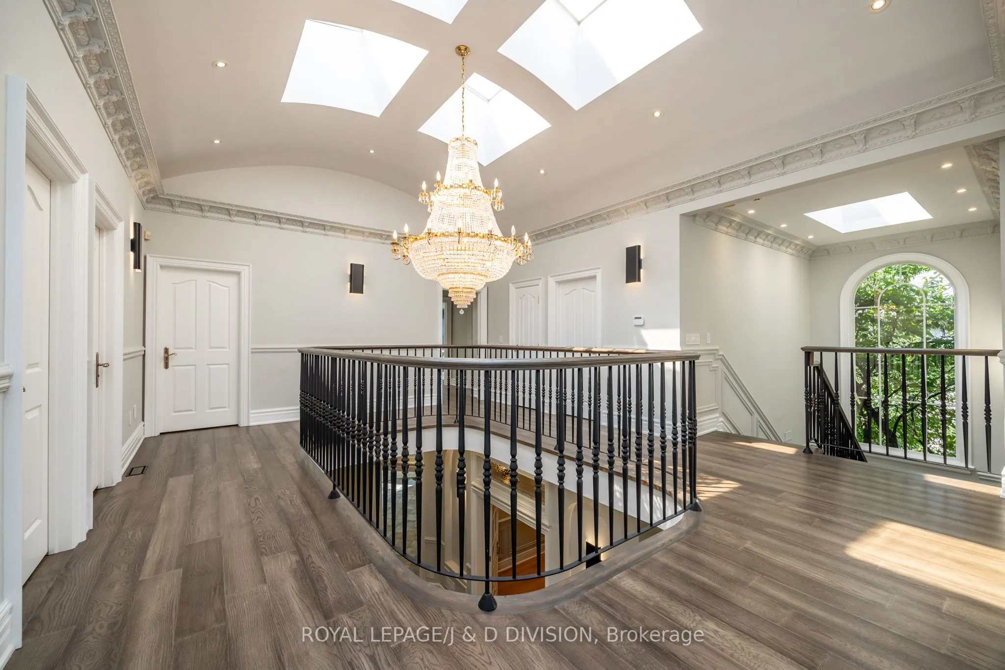 1 Knightswood Road