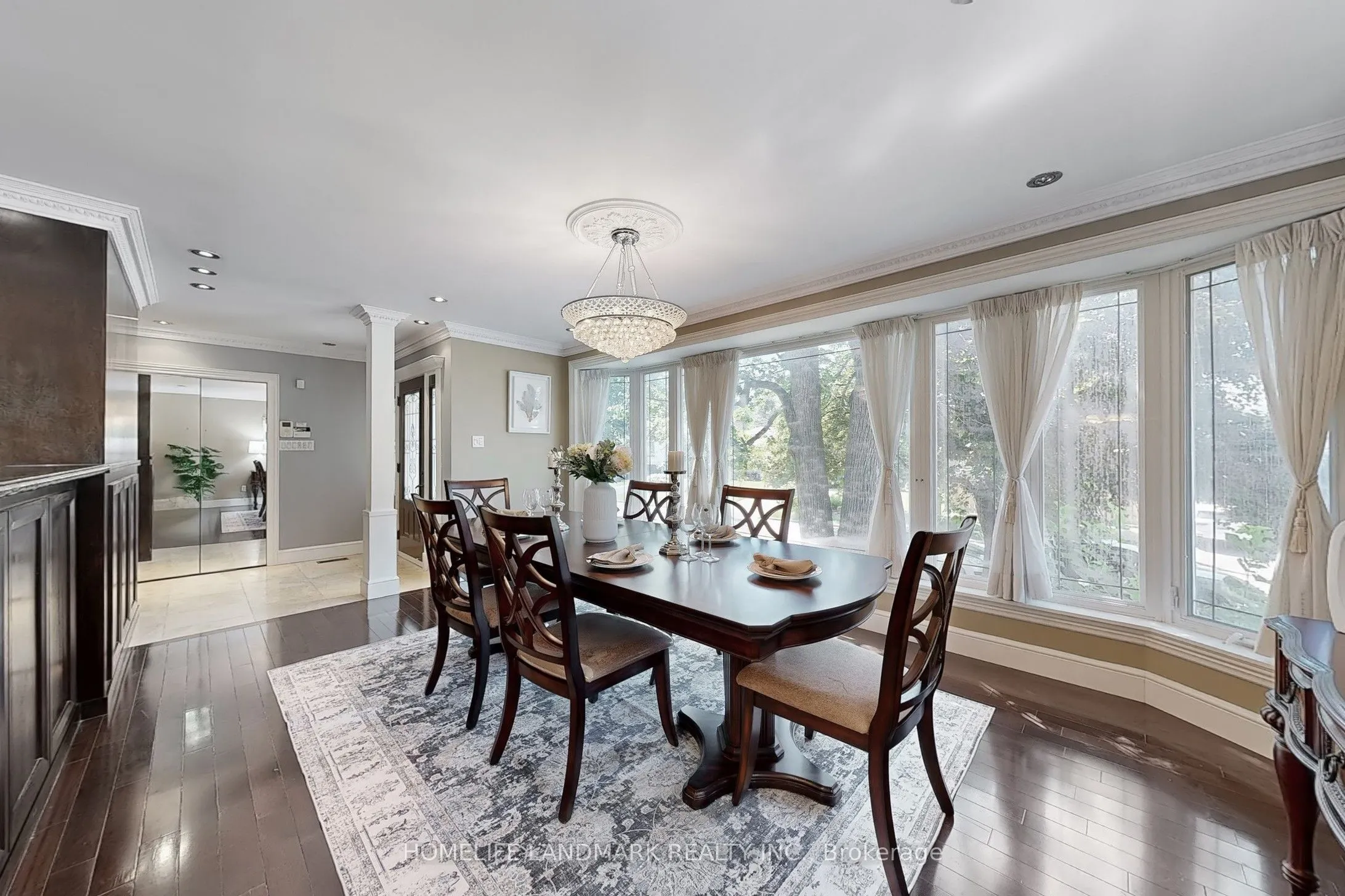 61 Whittaker Crescent
