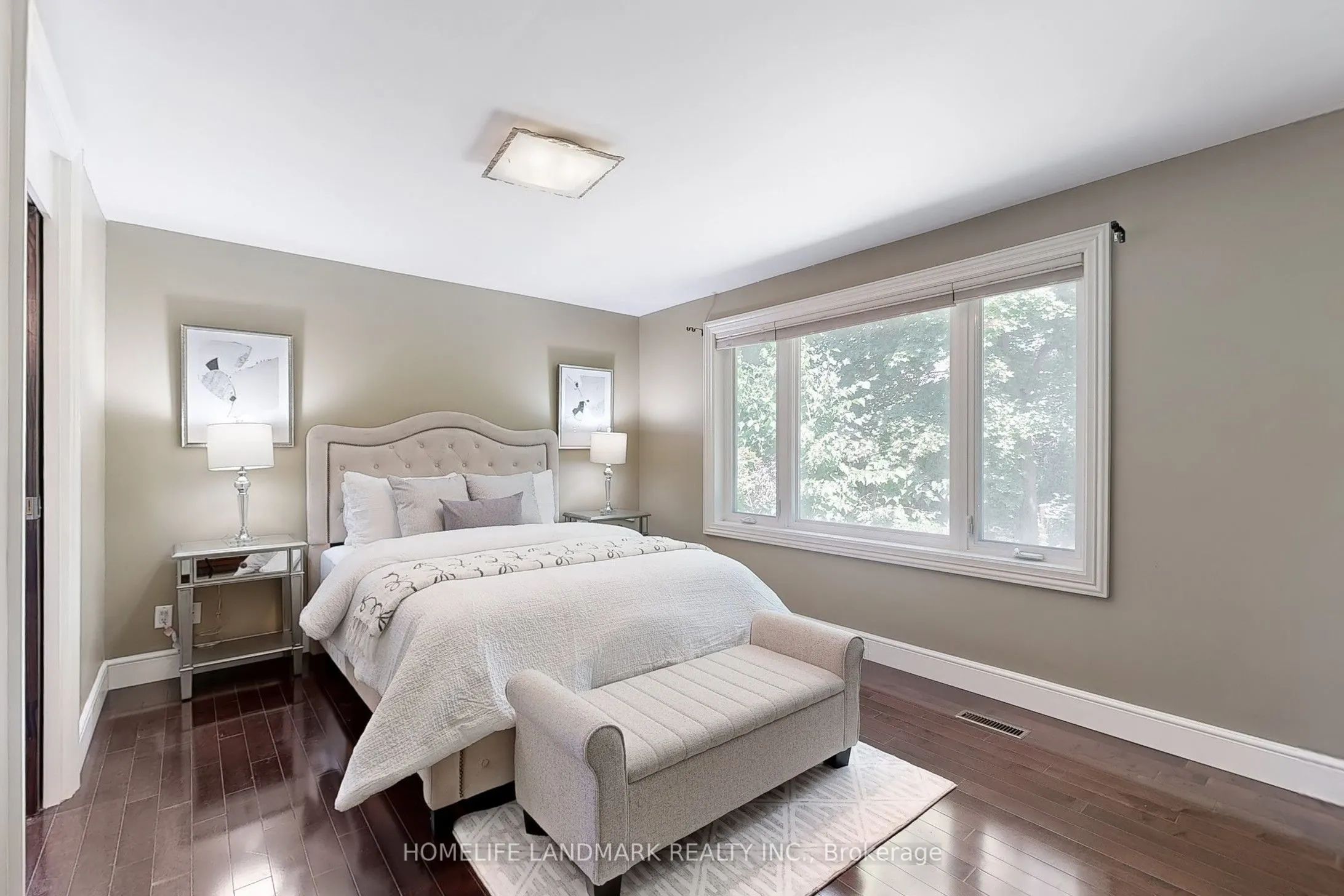 61 Whittaker Crescent
