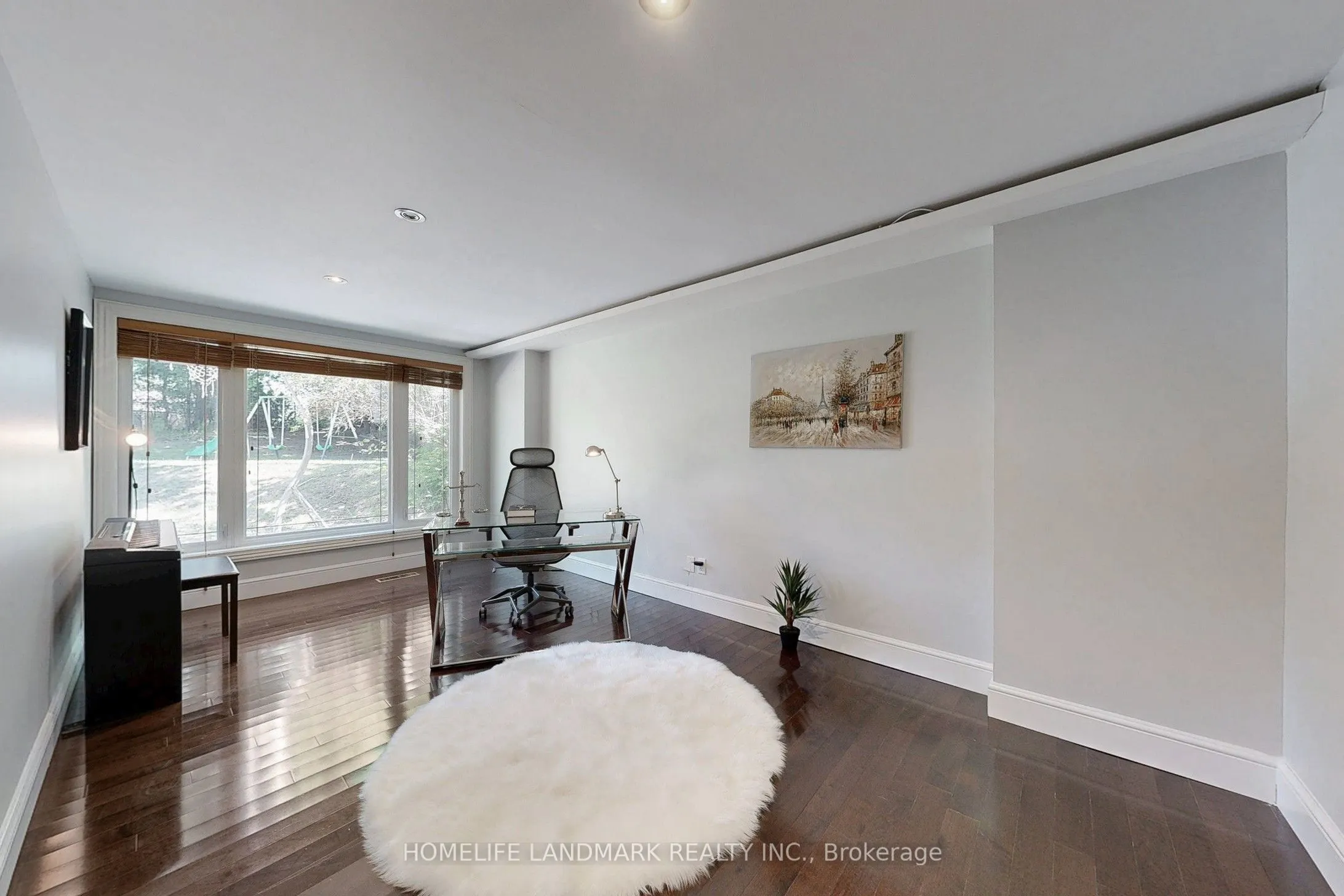 61 Whittaker Crescent