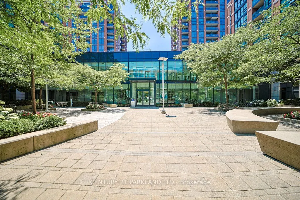 525 Wilson Avenue, #930
