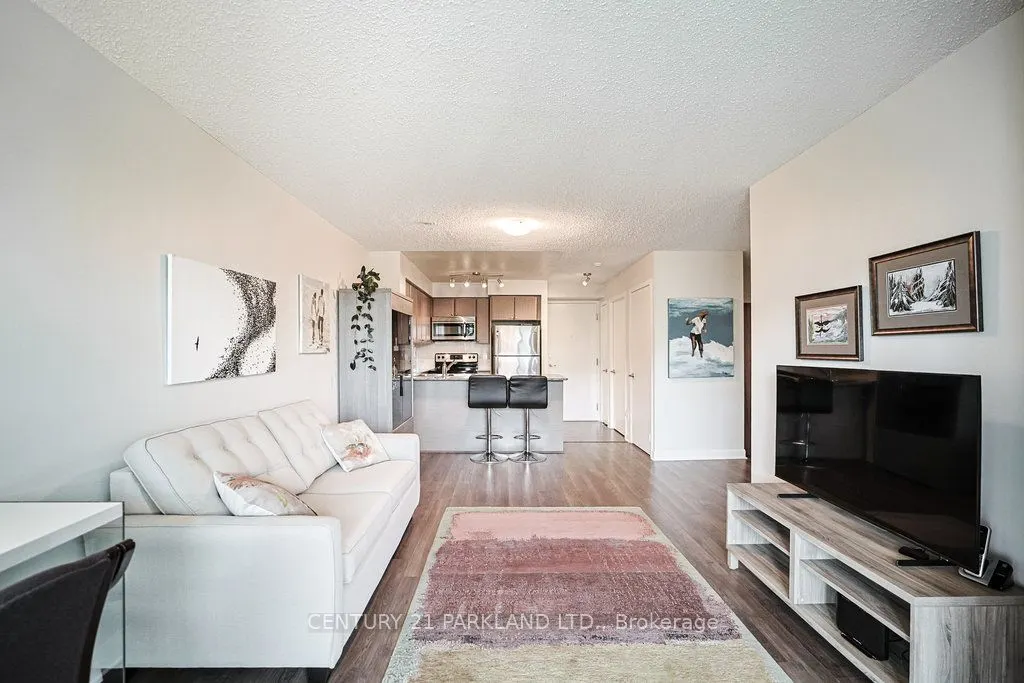 525 Wilson Avenue, #930
