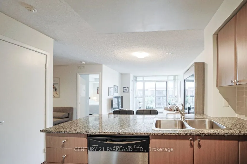 525 Wilson Avenue, #930