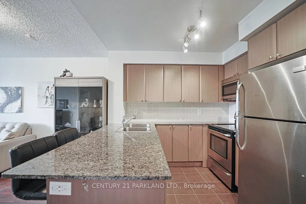 525 Wilson Avenue, #930