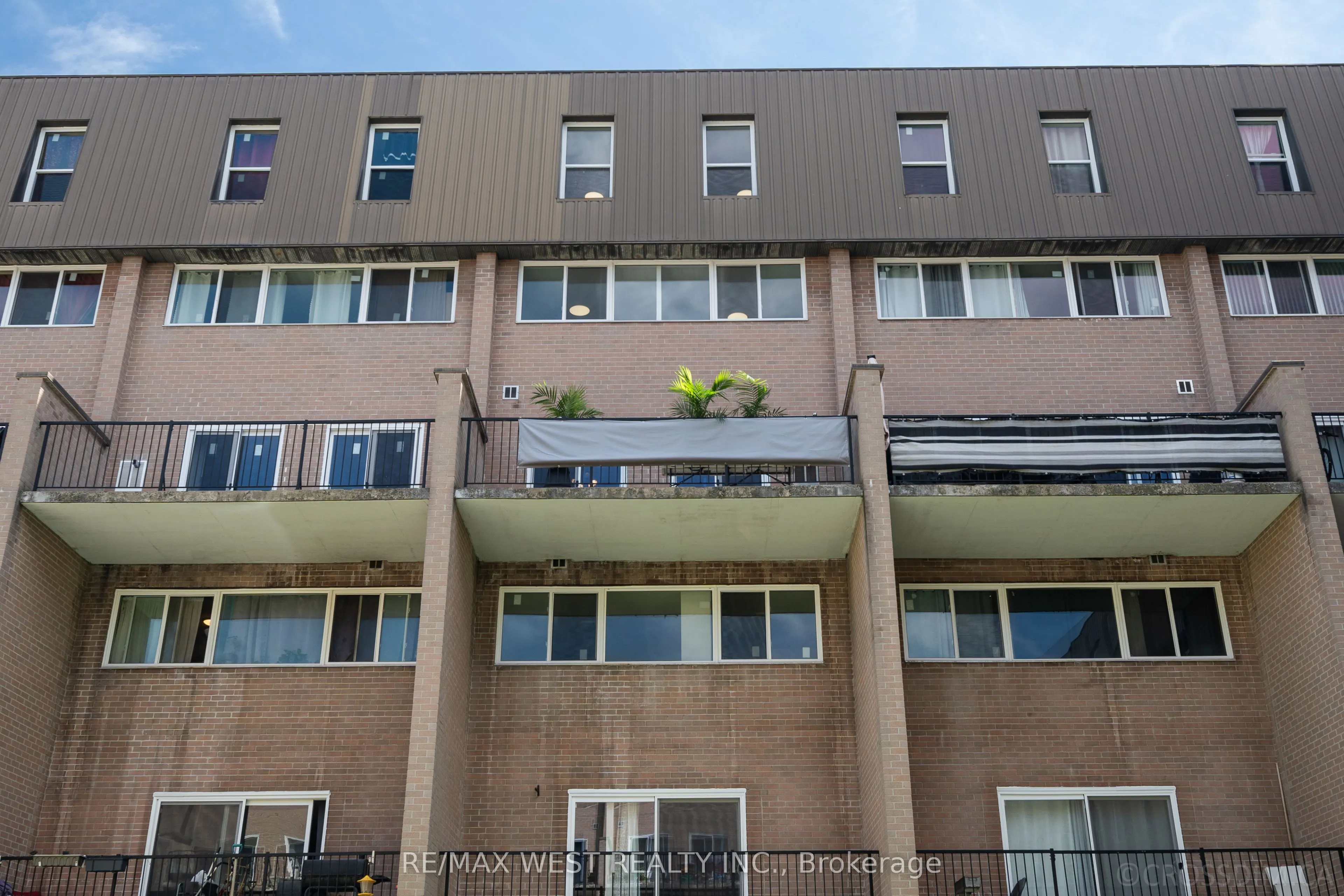 165 Cherokee Boulevard N, #236