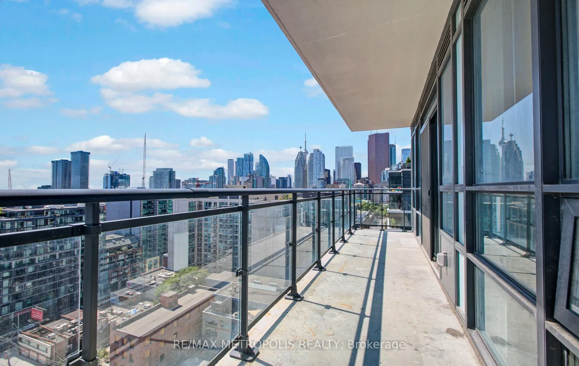 460 Adelaide Street E, #2015