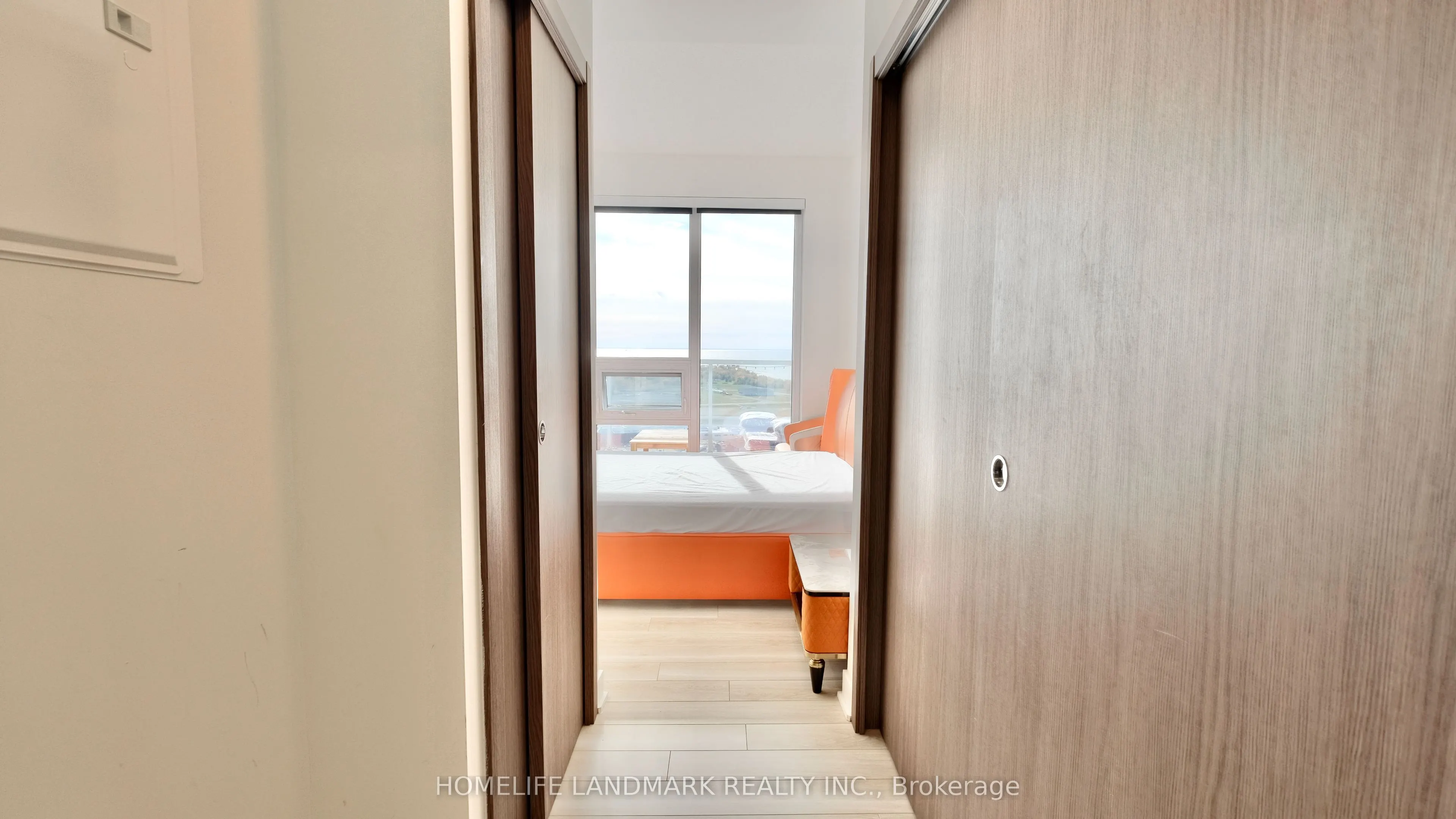 17 Bathurst Street, #4016
