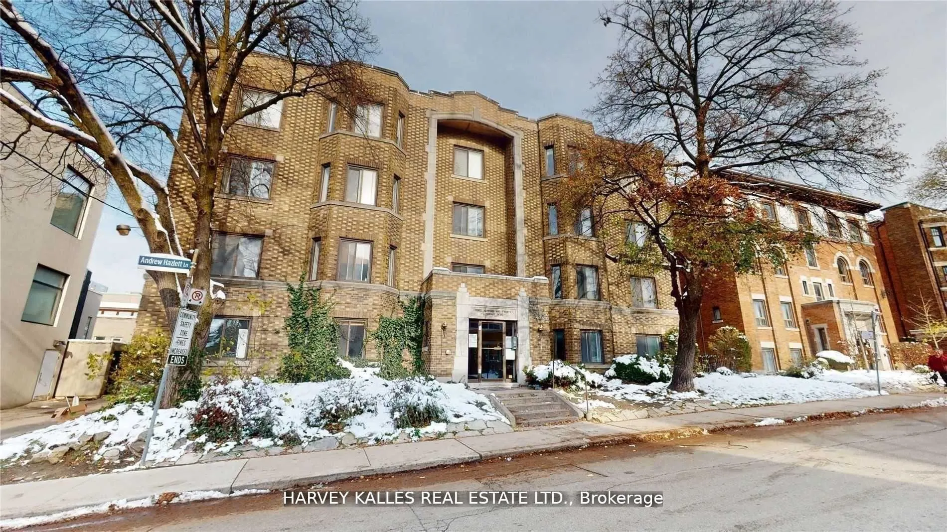 320 Lonsdale Road, #8