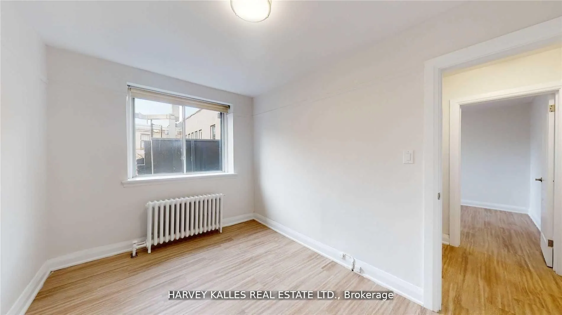 320 Lonsdale Road, #8