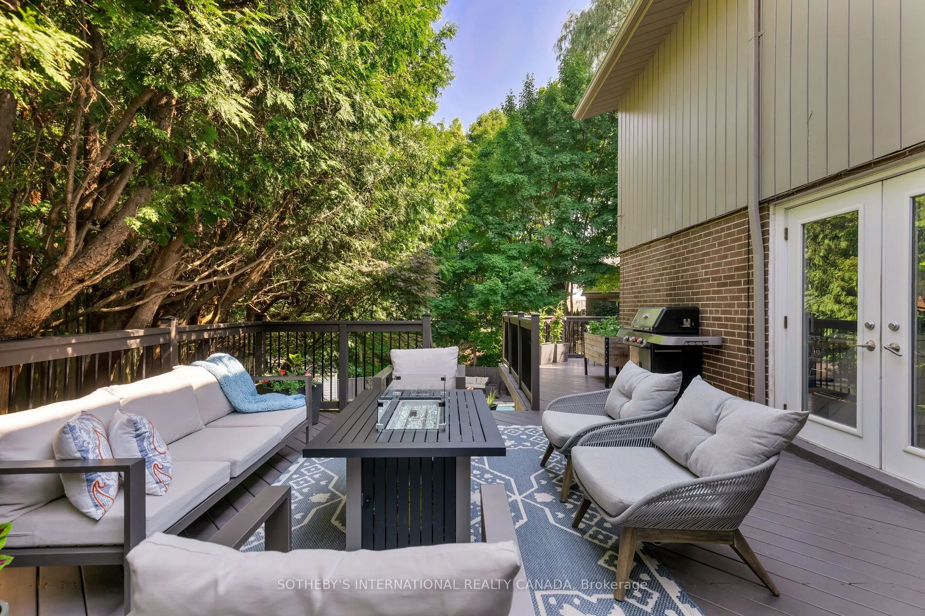 60 Doonaree Drive