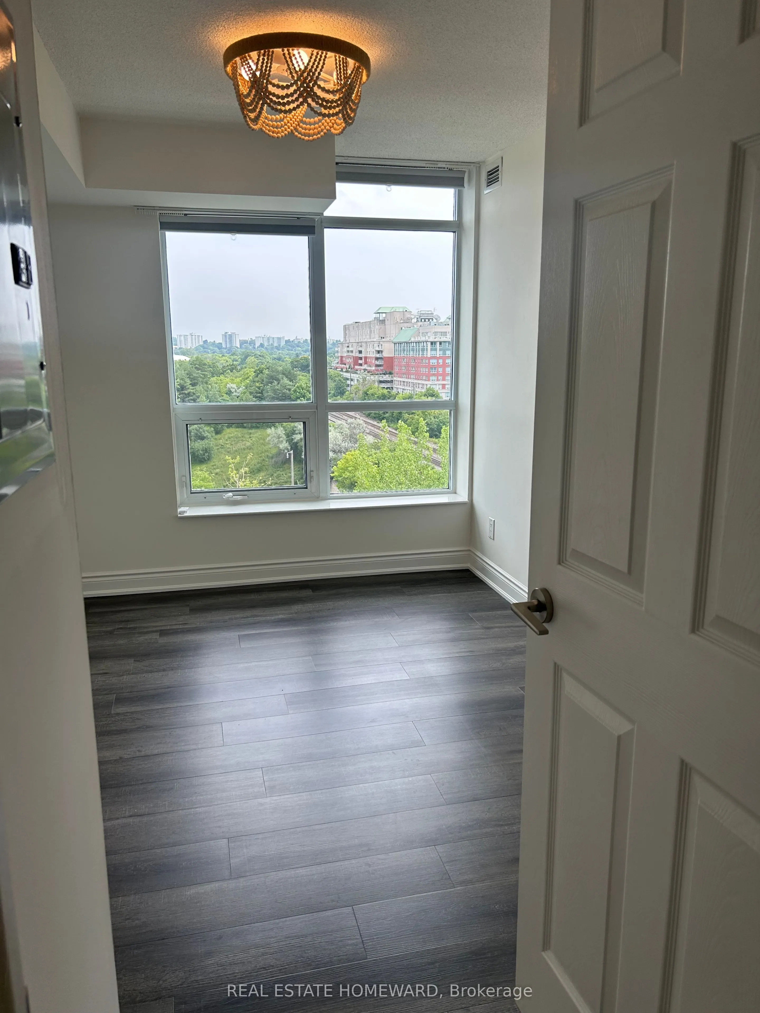 120 Dallimore Circle, ##608