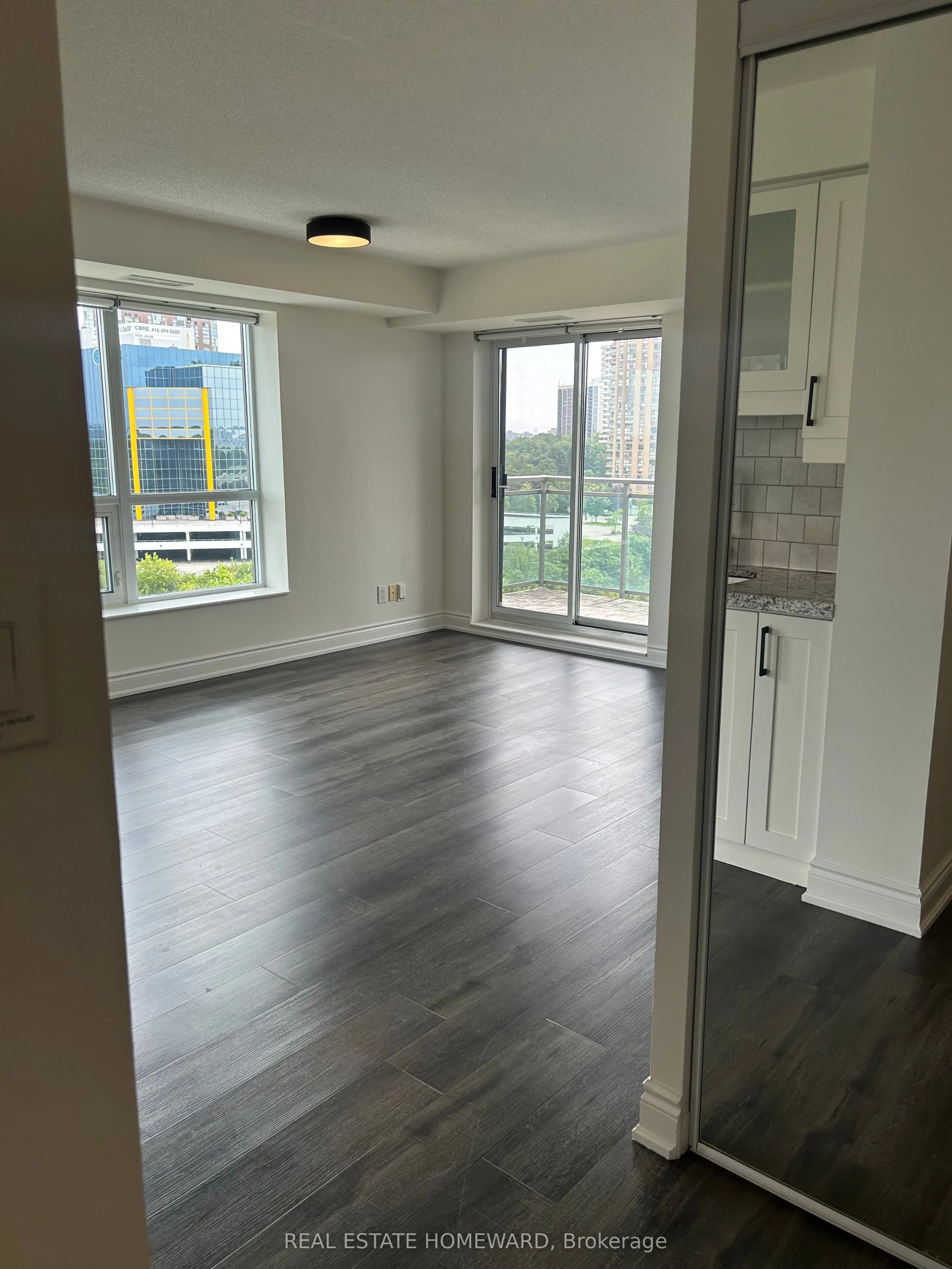 120 Dallimore Circle, ##608