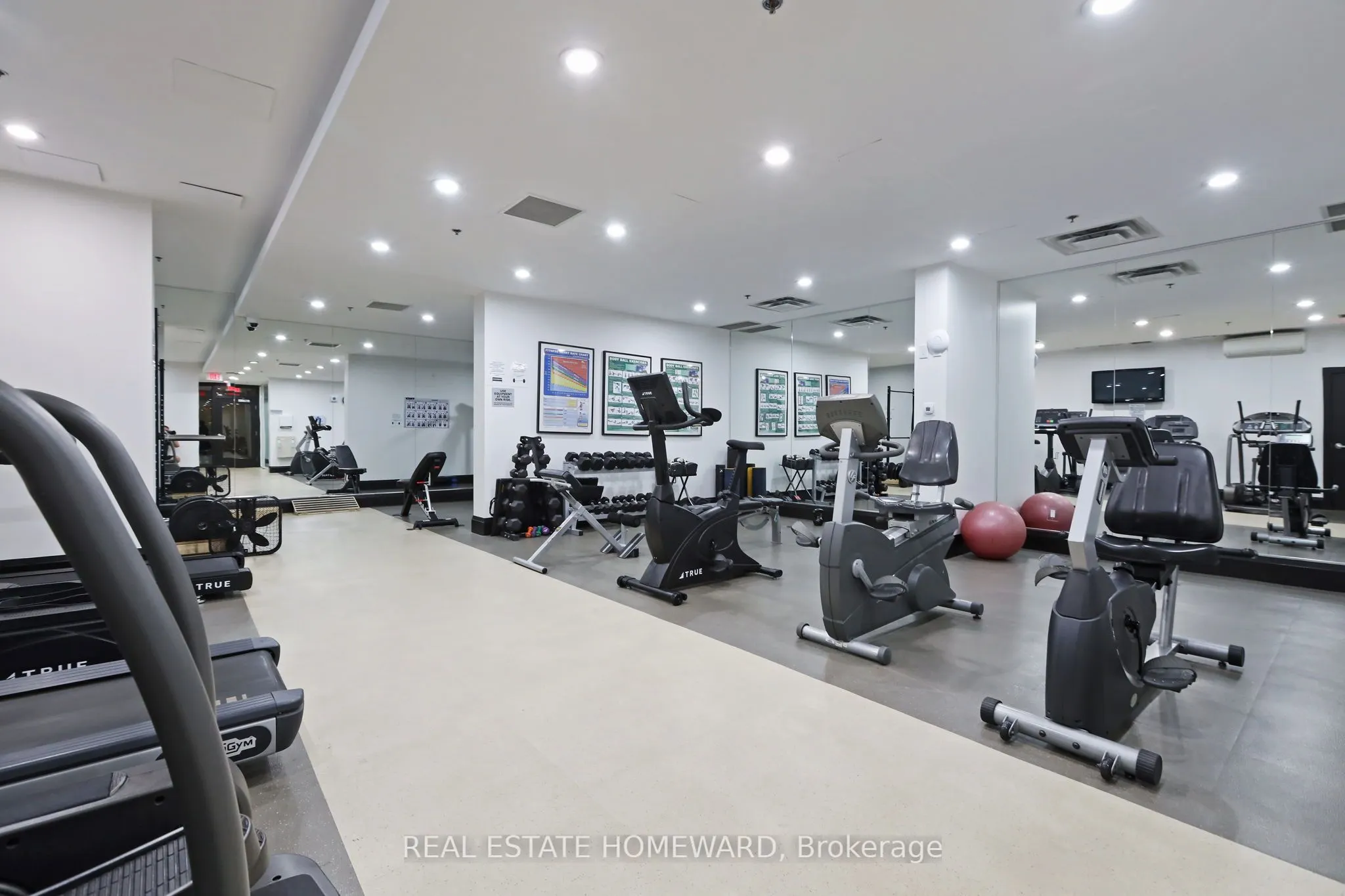 120 Dallimore Circle, ##608
