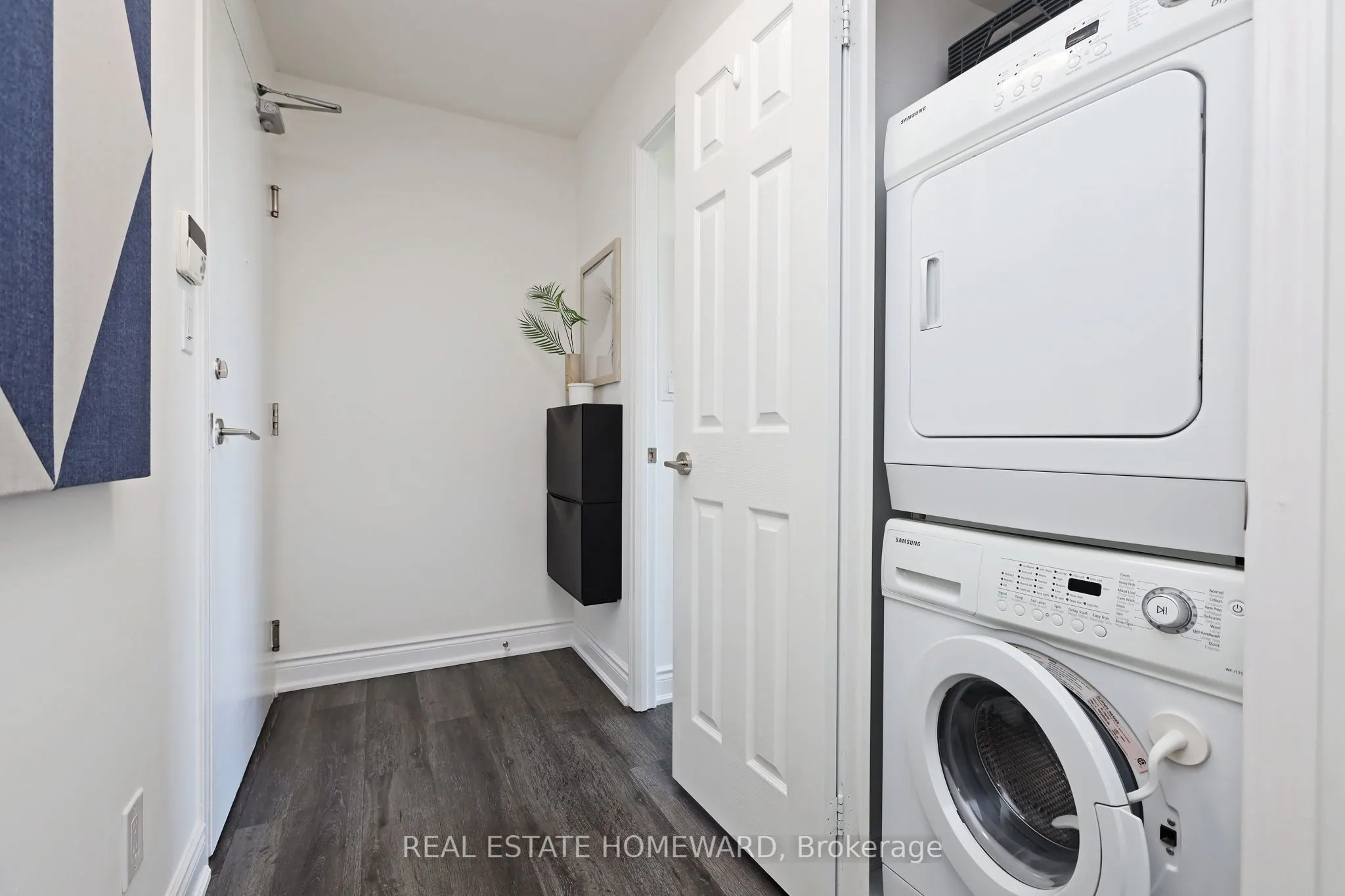 120 Dallimore Circle, ##608