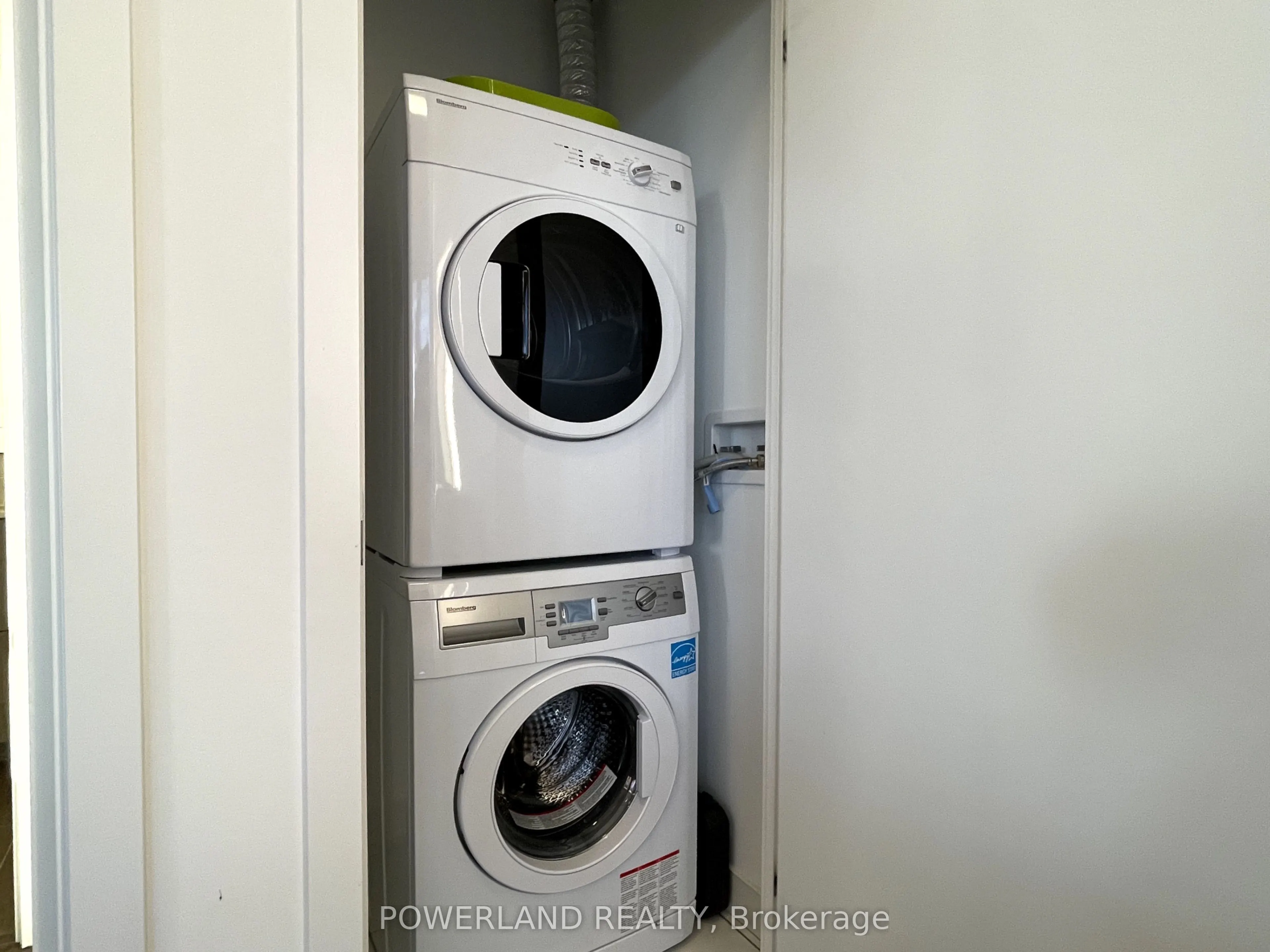 50 Forest Manor Road, #1402