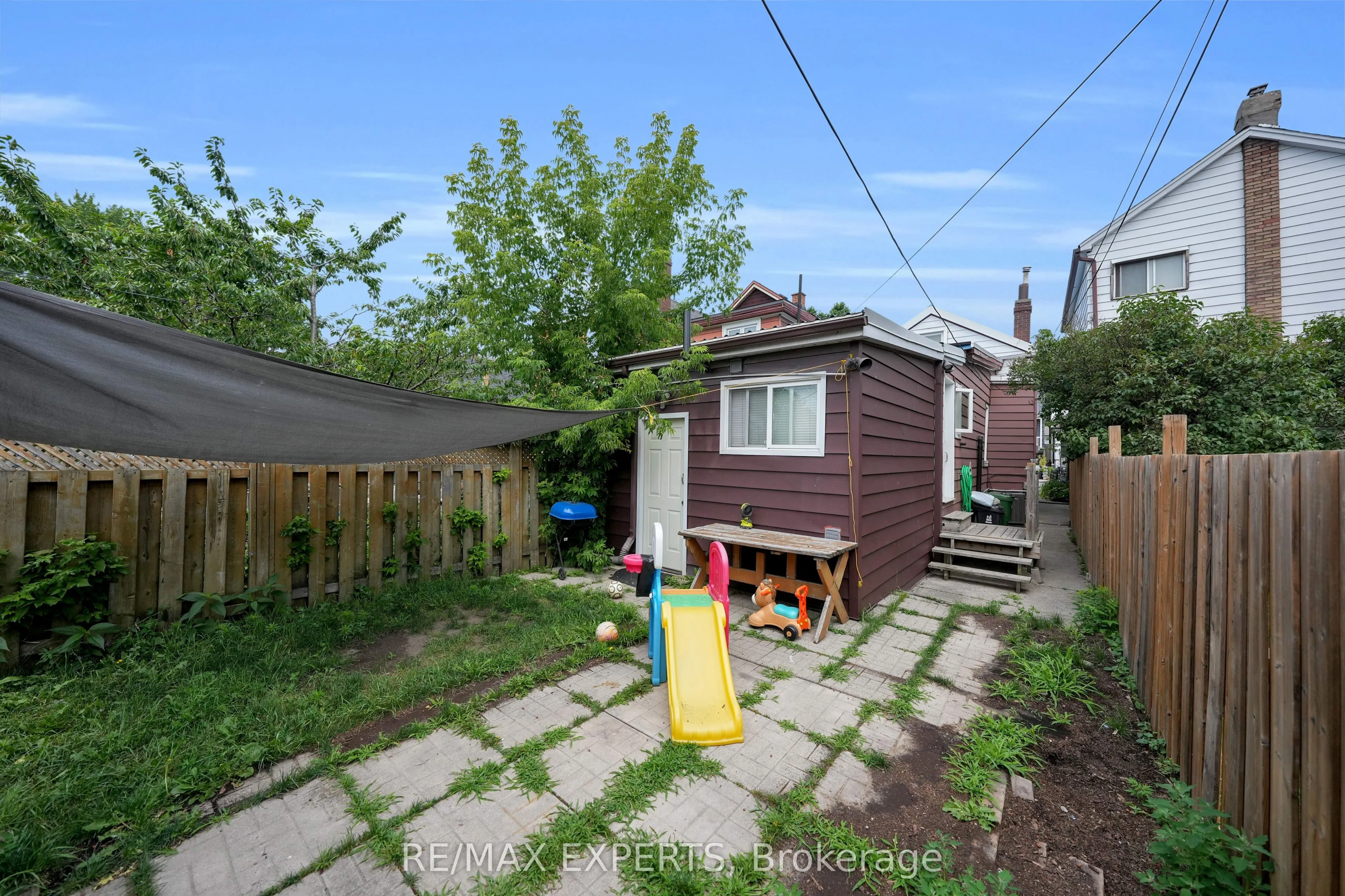 3 Hanson Road