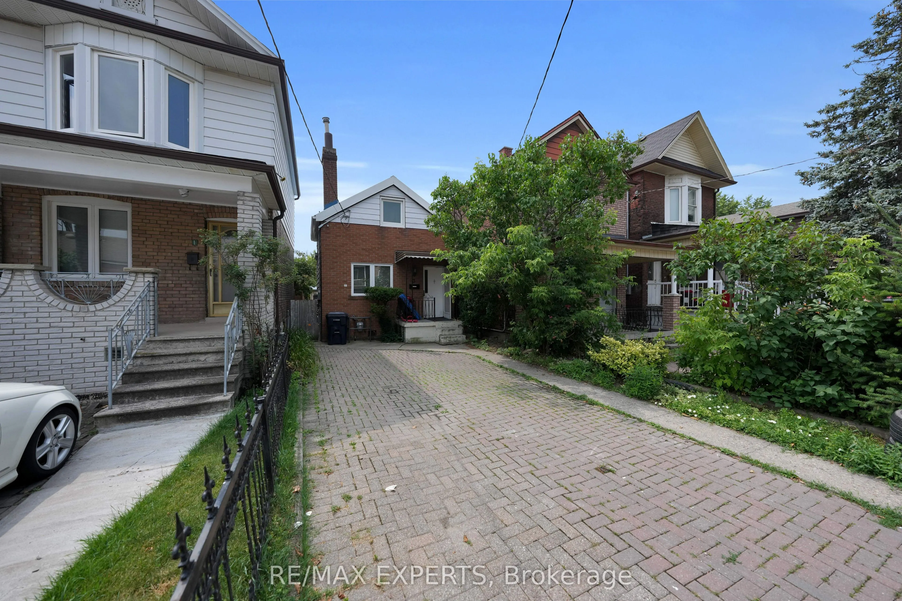 3 Hanson Road