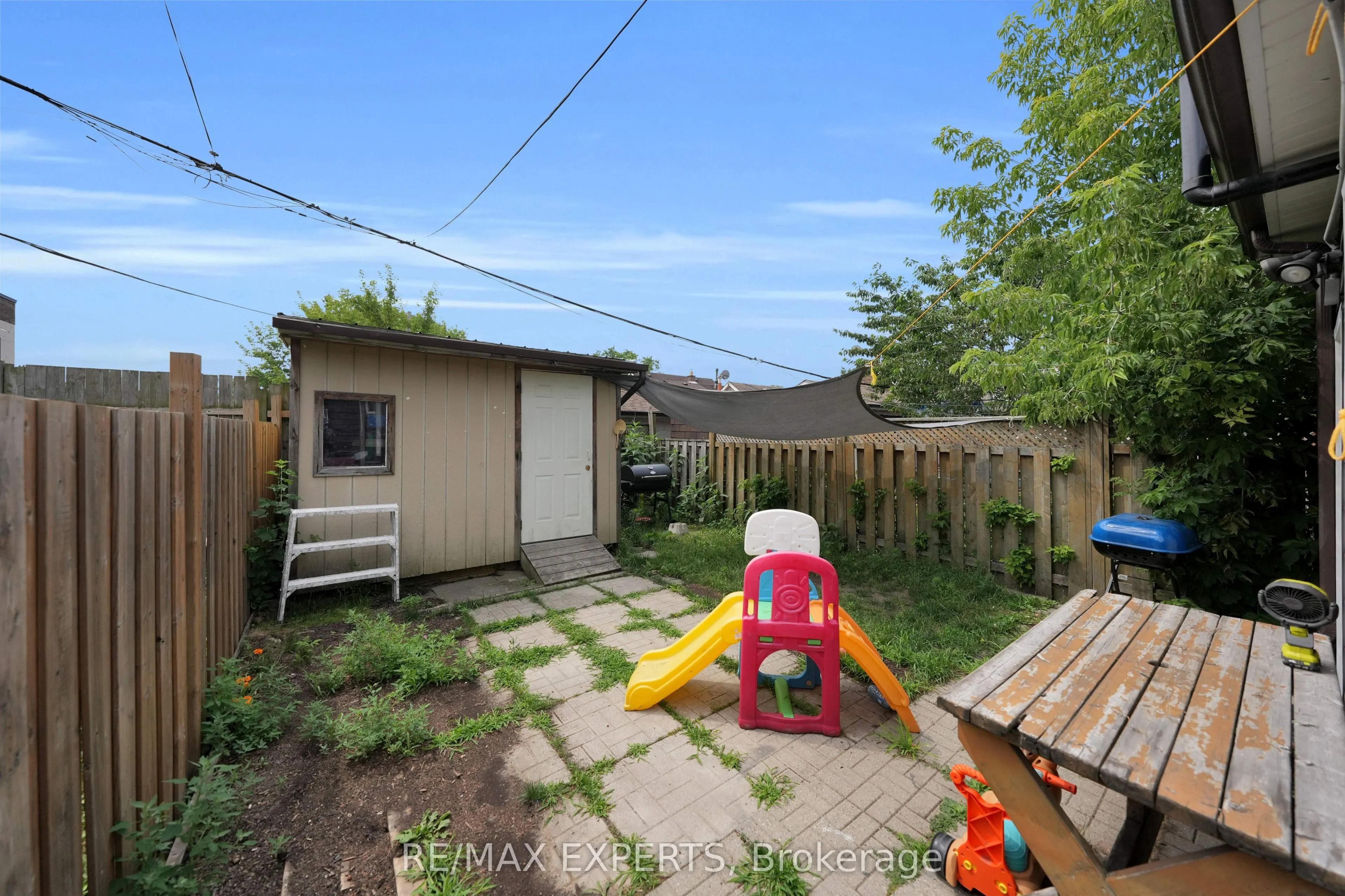 3 Hanson Road