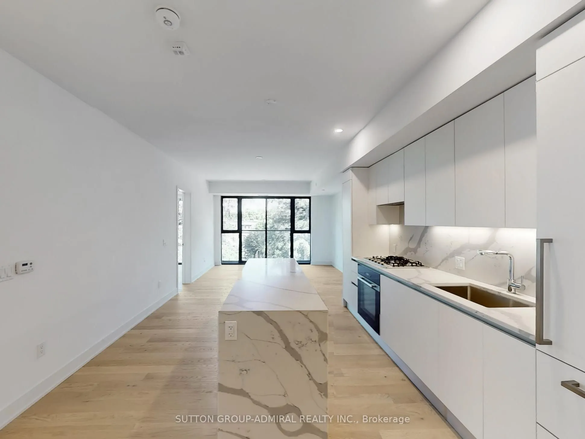 200 Keewatin Avenue, #PH408