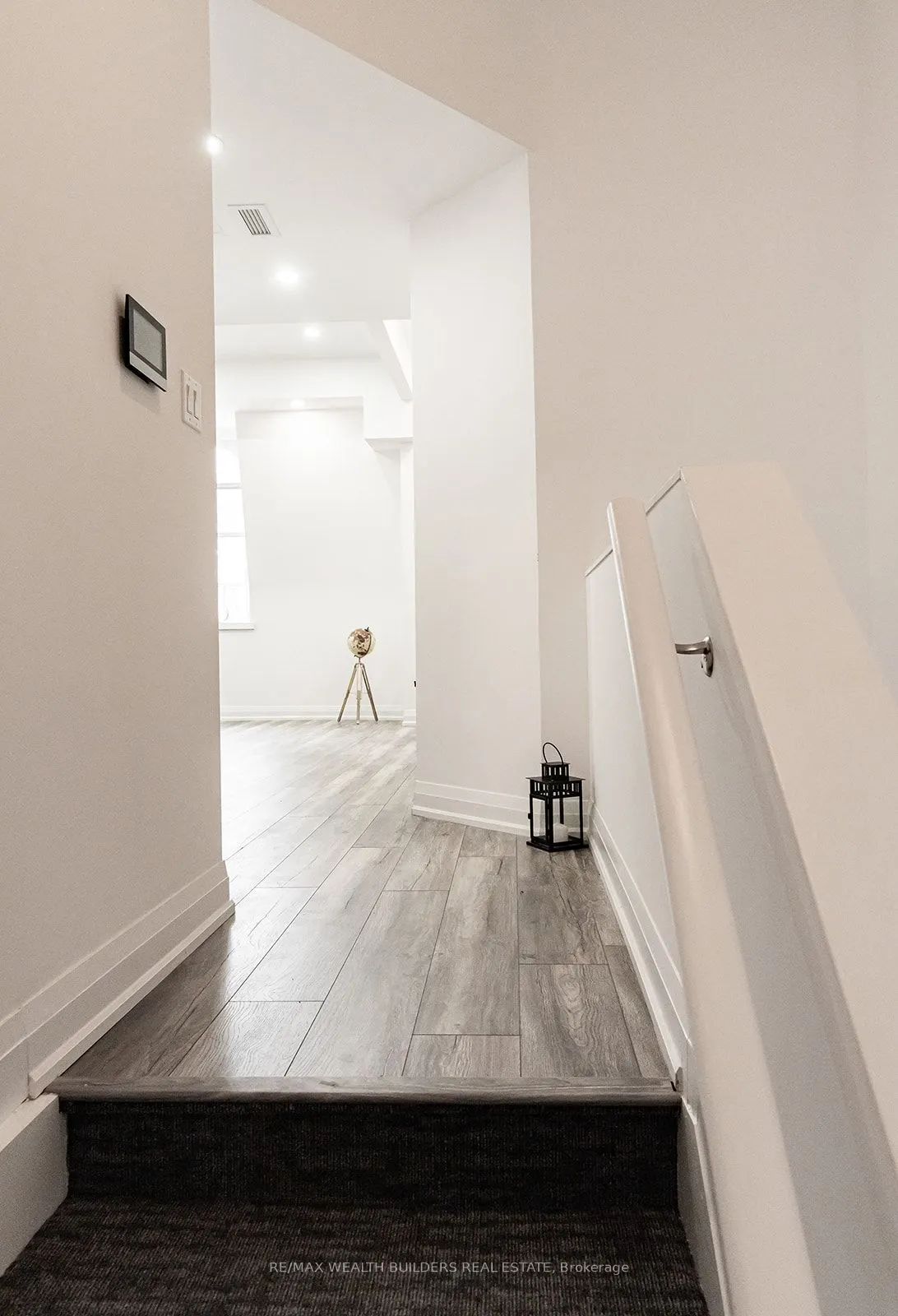 211 Jarvis Street, #7