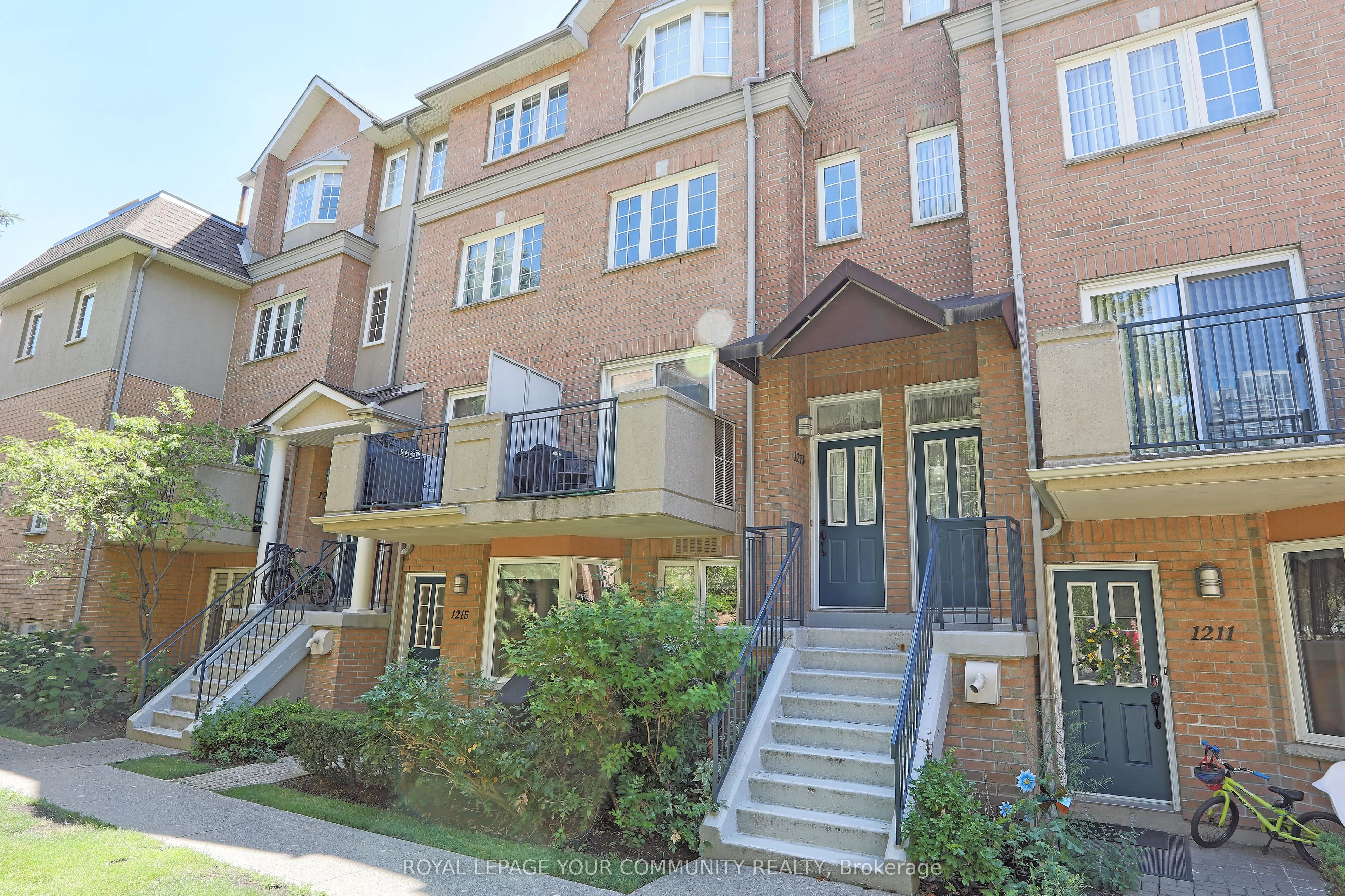 28 Sommerset Gate, #1213