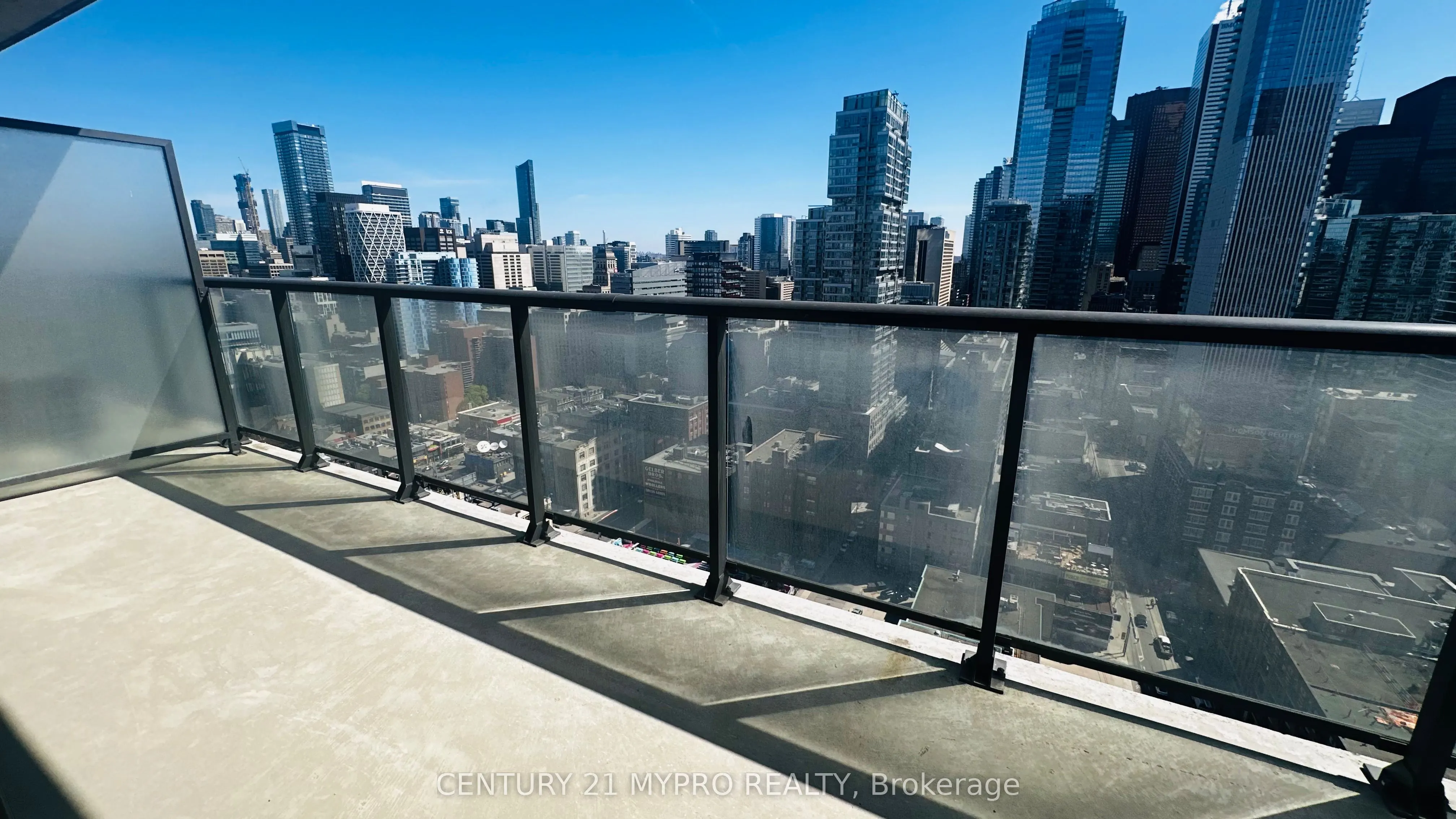 290 Adelaide Street W, #2708