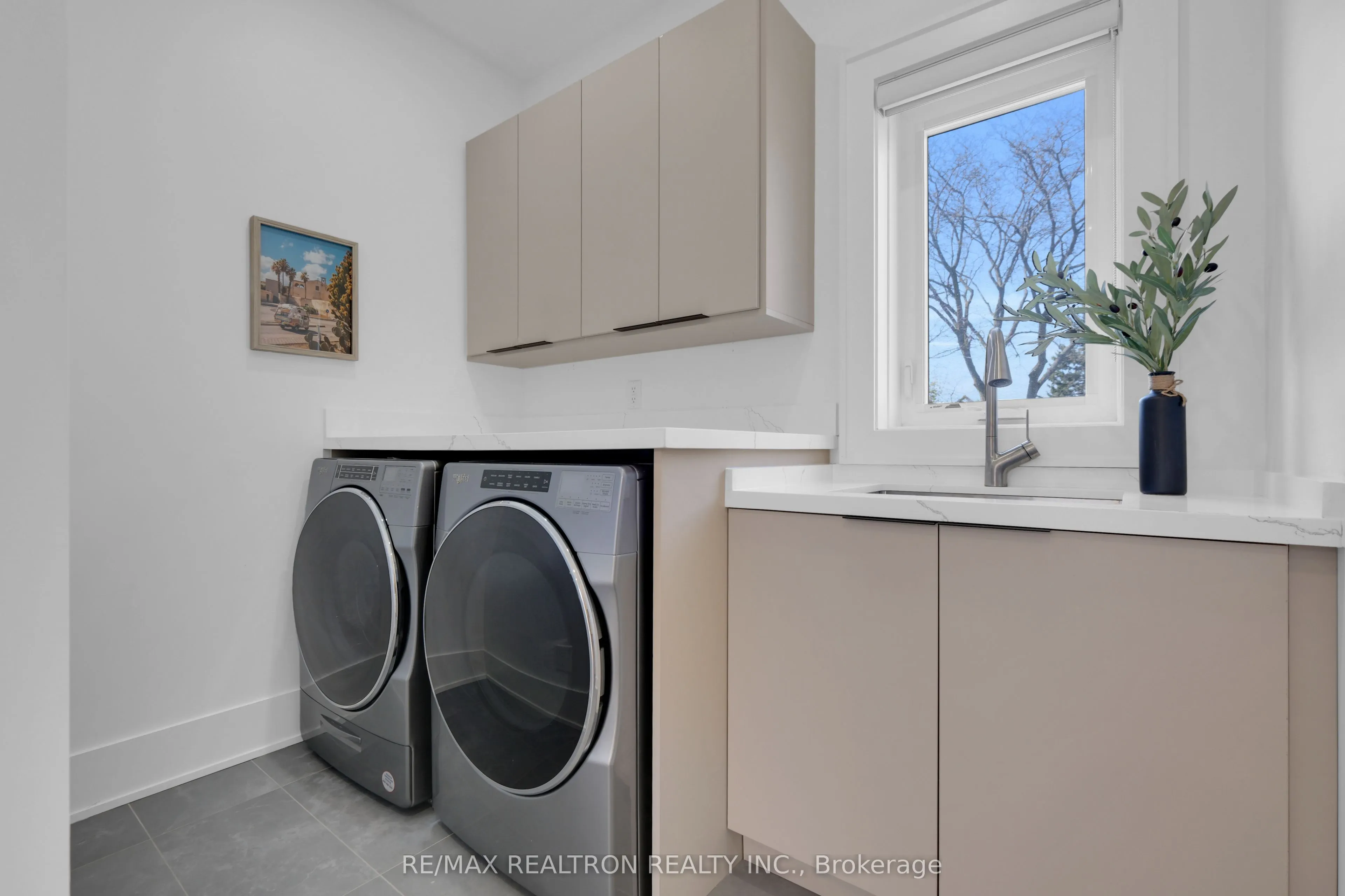 28 Ternhill Crescent