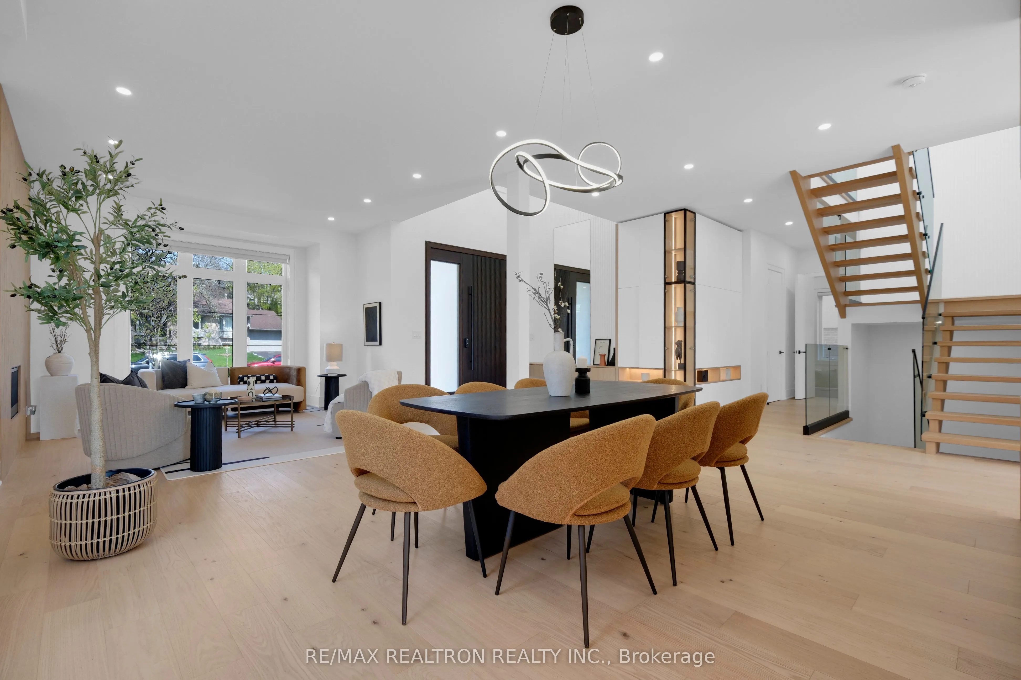 28 Ternhill Crescent